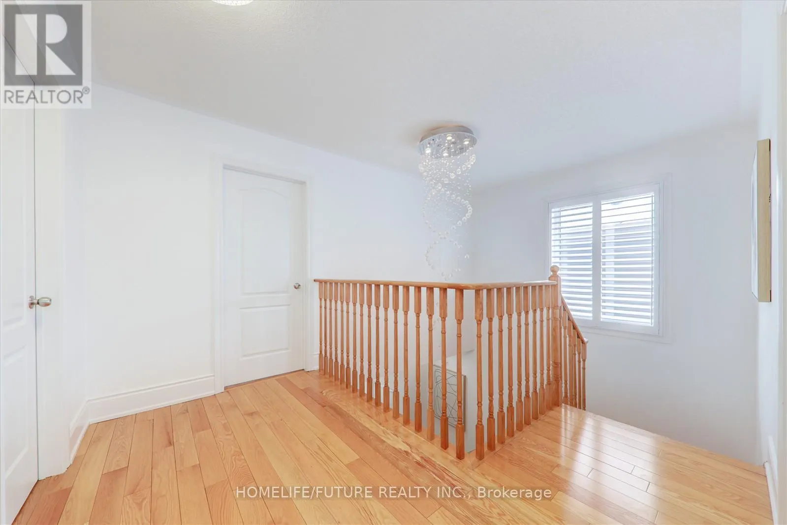 105 BLACKWELL CRESCENT