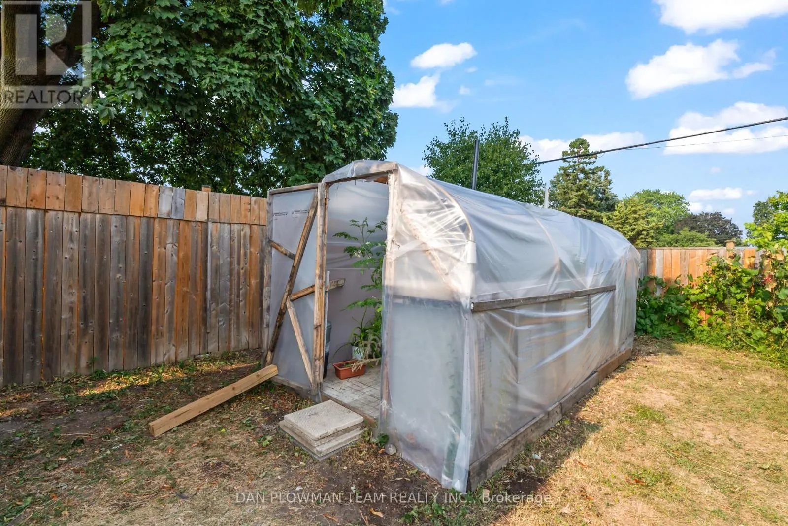 641 STEVENSON ROAD N