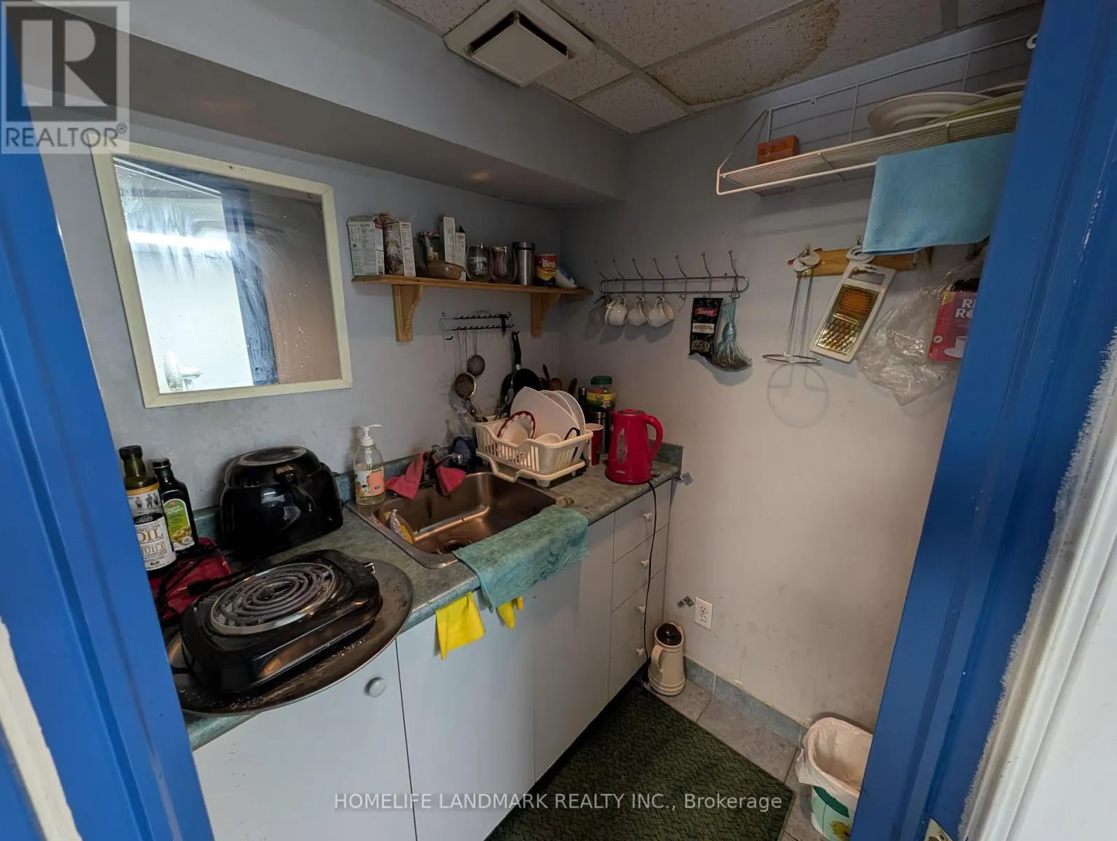 19 - 50 WEYBRIGHT COURT