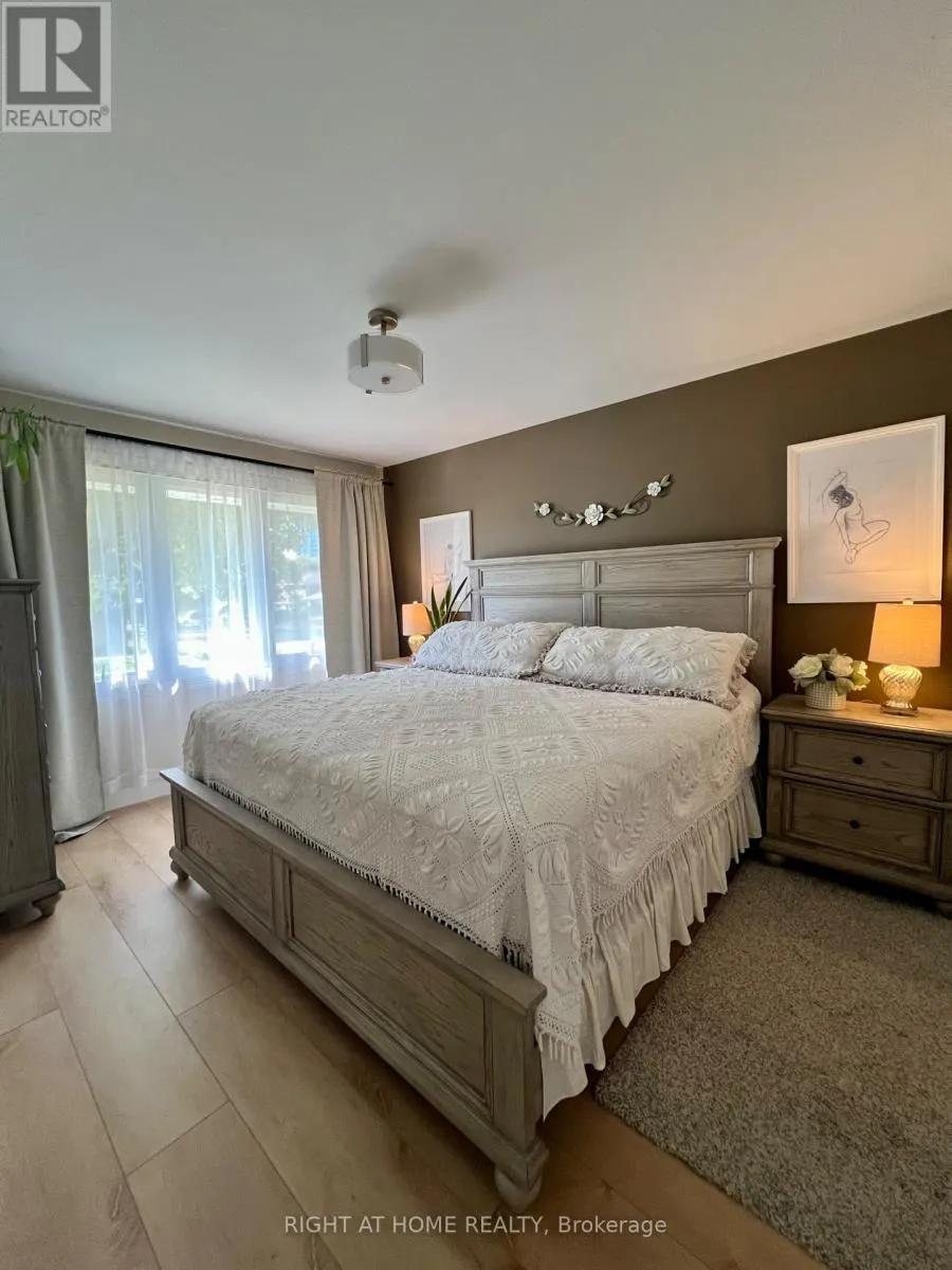 2 RICHBOURNE COURT