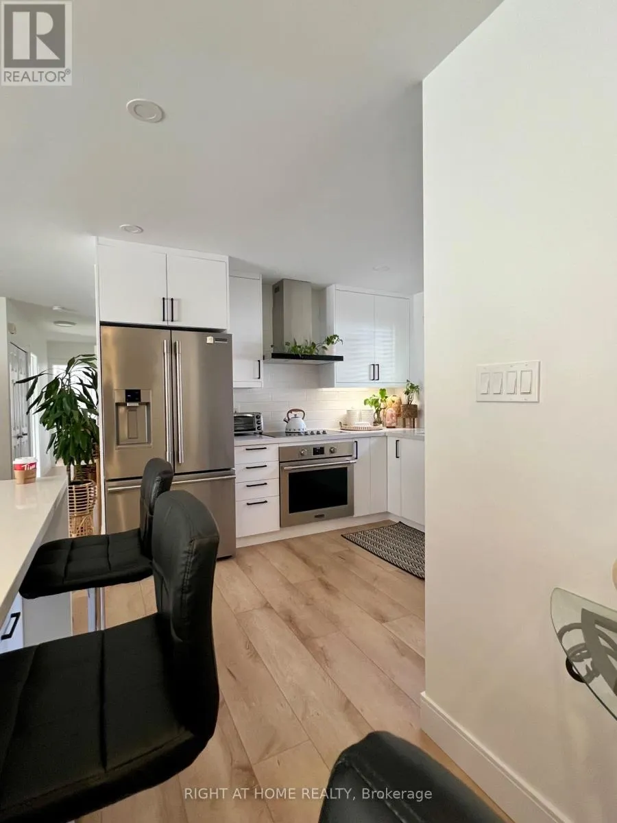 2 RICHBOURNE COURT