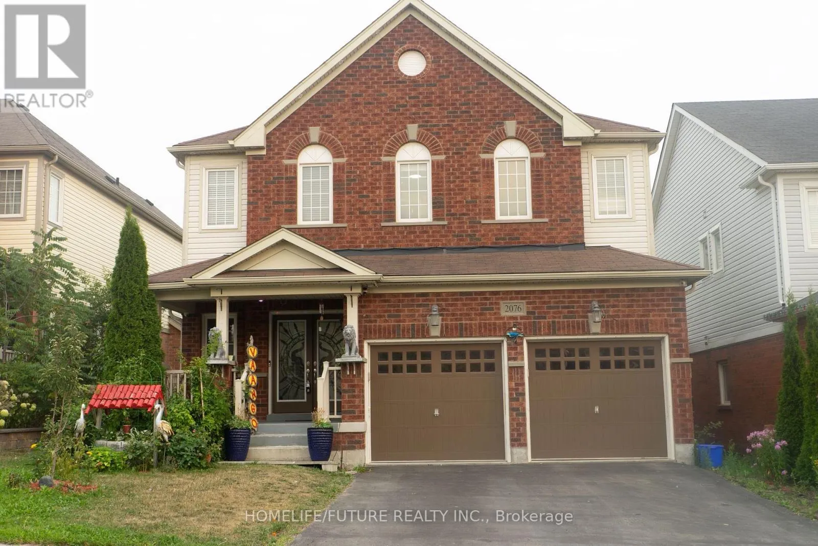 2076 QUEENSBURY DRIVE