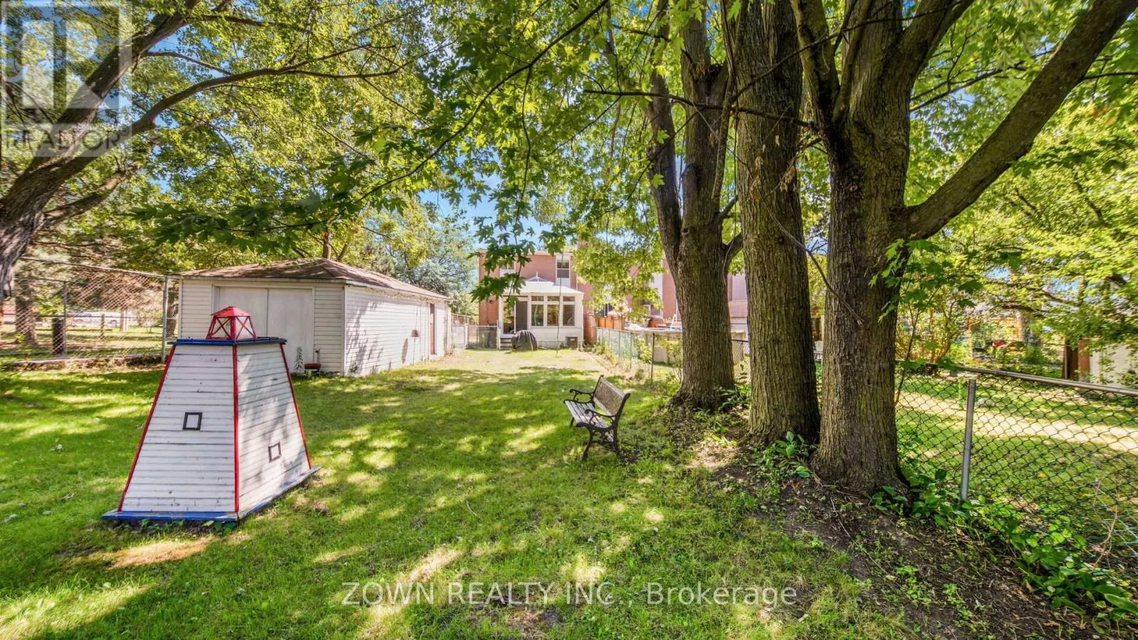 118 CHESTNUT CRESCENT