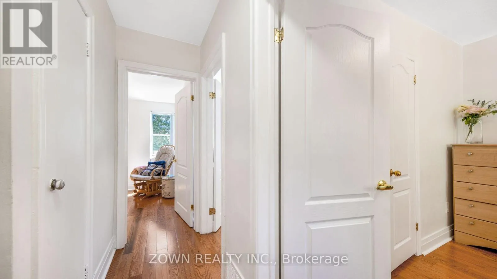 118 CHESTNUT CRESCENT