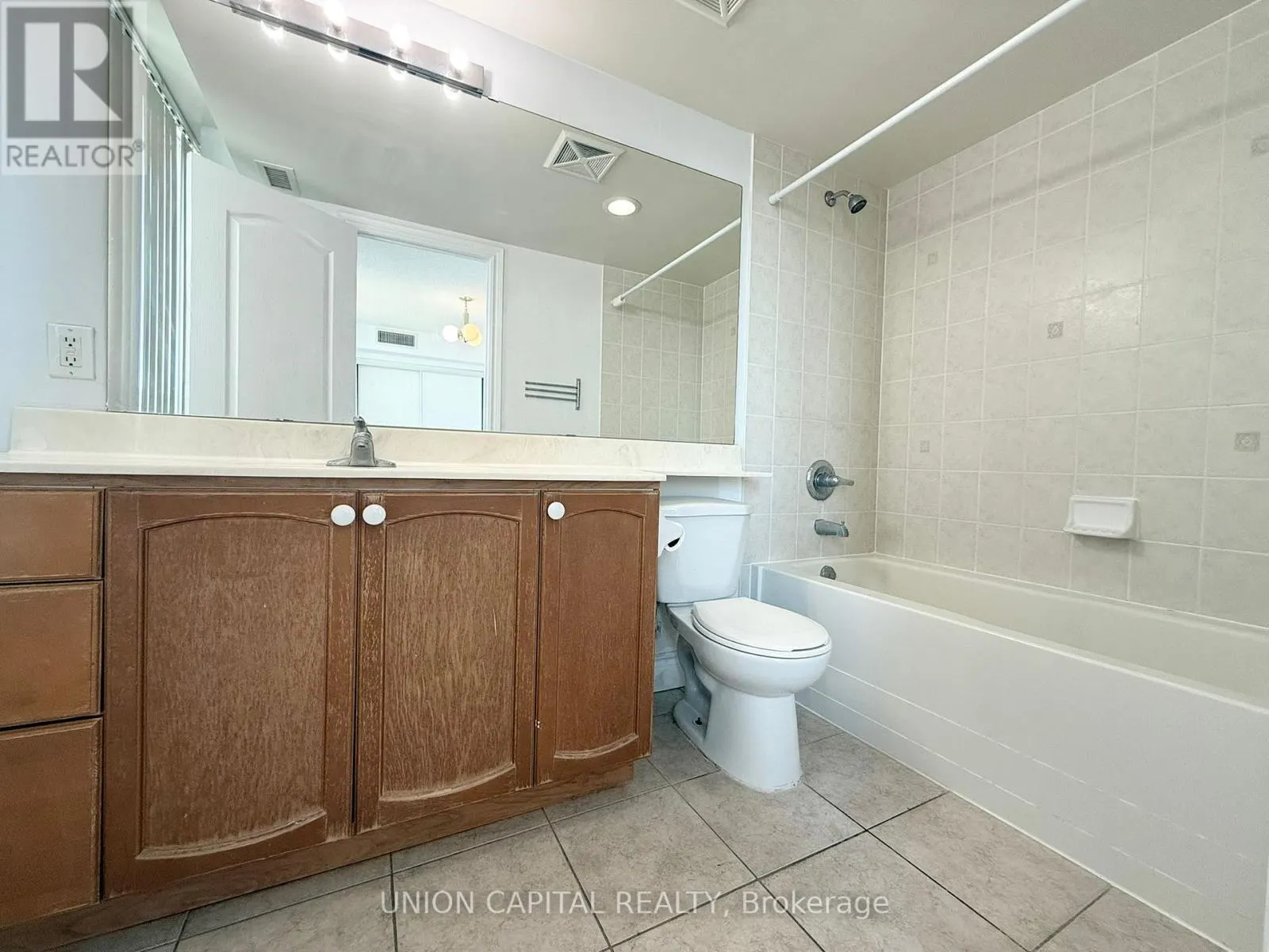 2409 - 50 BRIAN HARRISON WAY