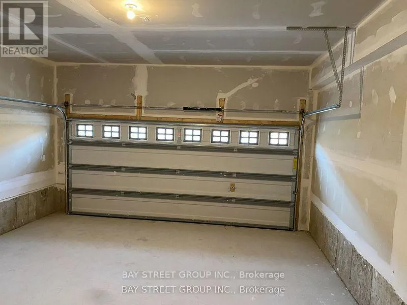 315 CORONATION ROAD