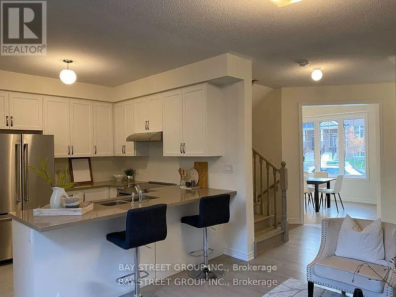 315 CORONATION ROAD