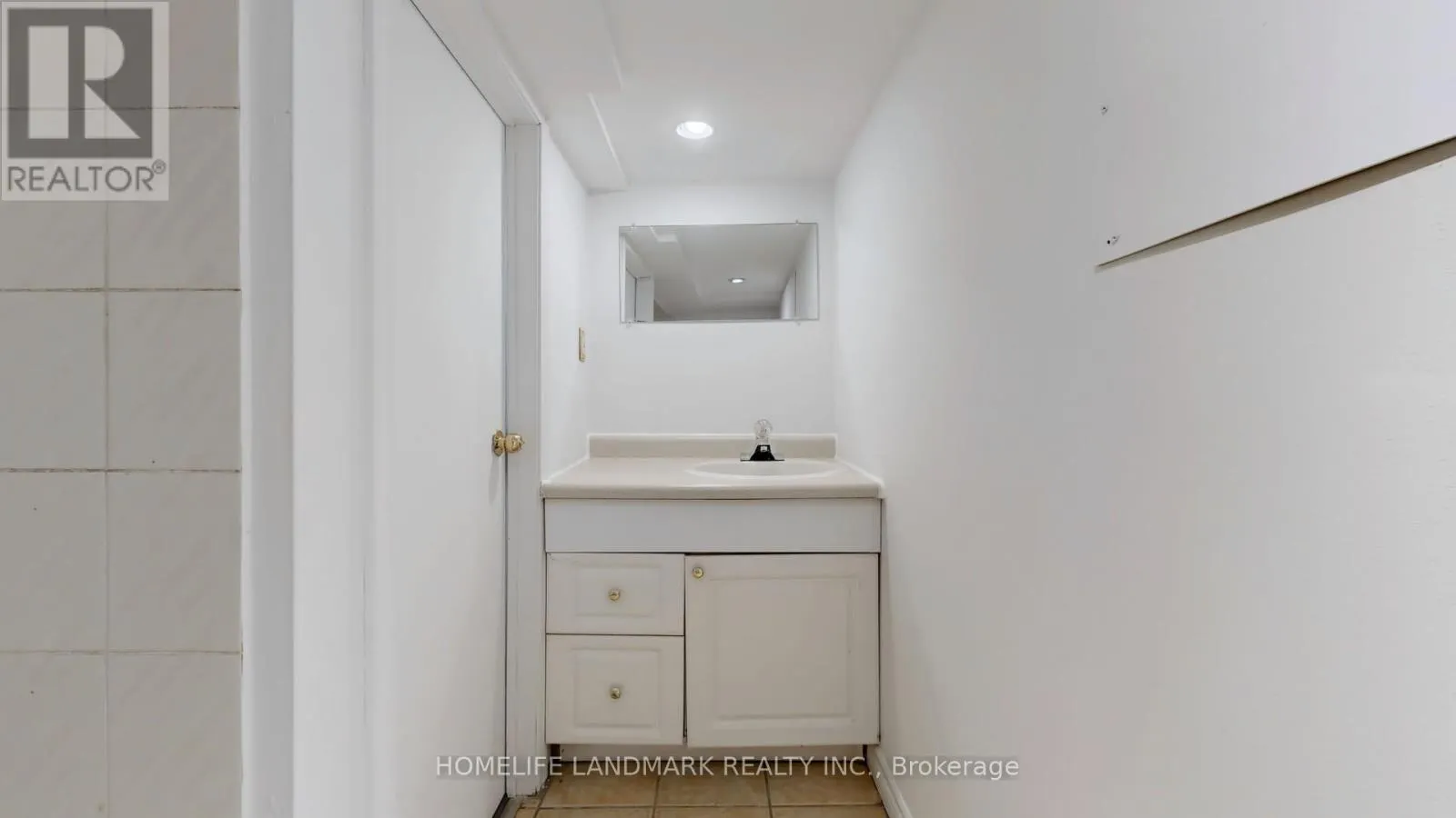 173 RITSON ROAD S