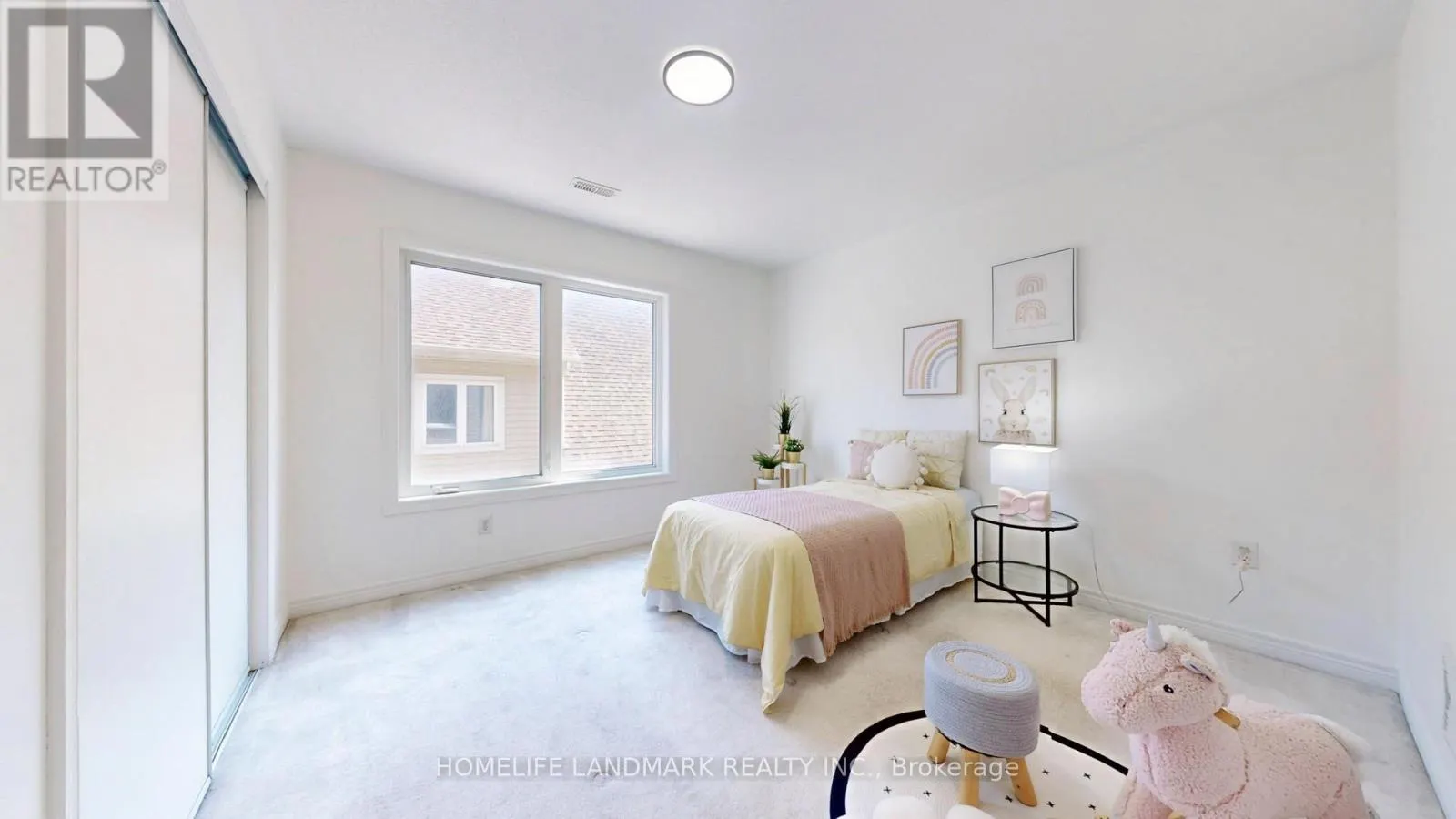 7 KAWNEER TERRACE