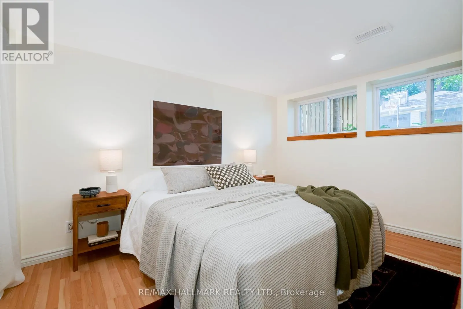 16 HAIG AVENUE