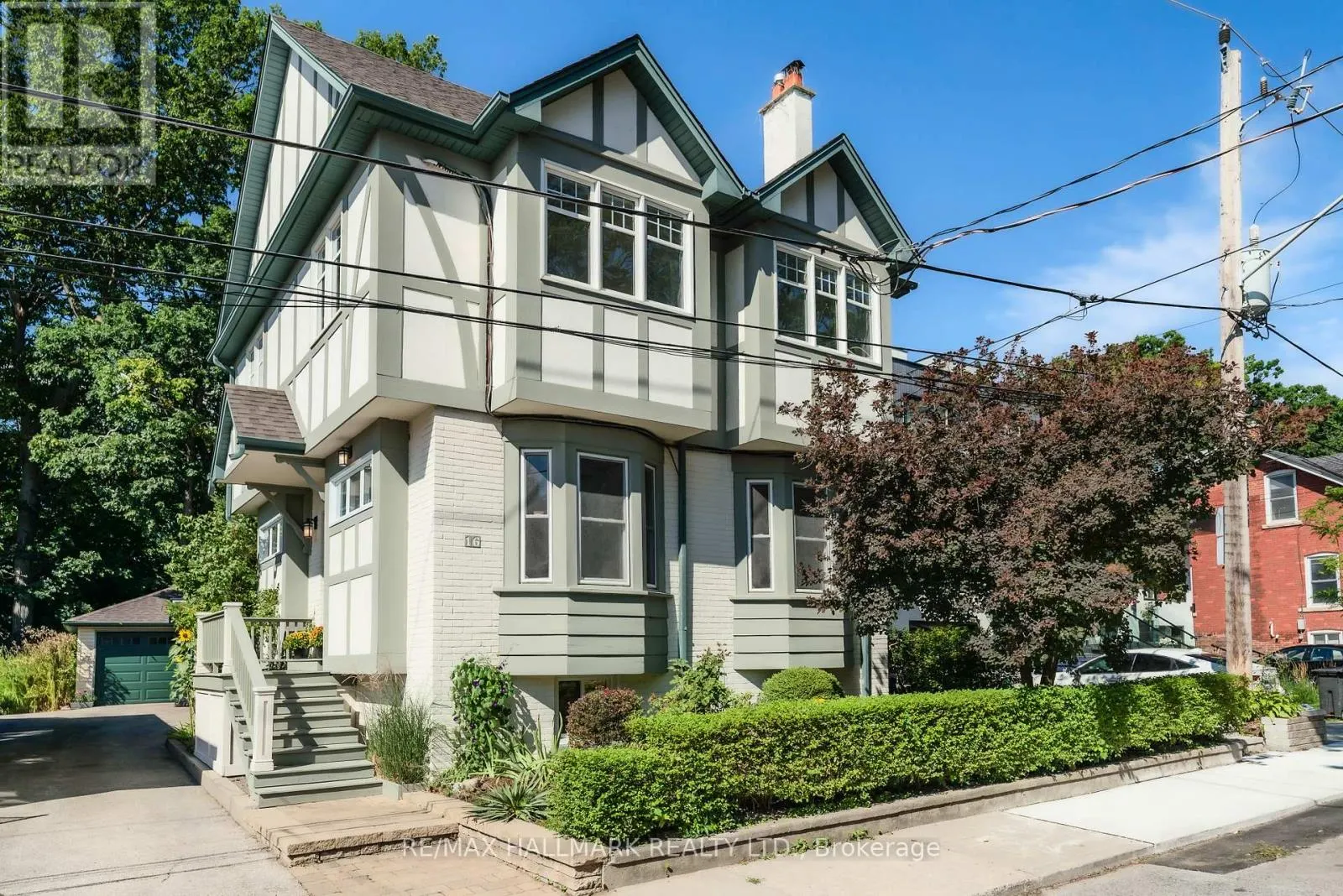 16 HAIG AVENUE