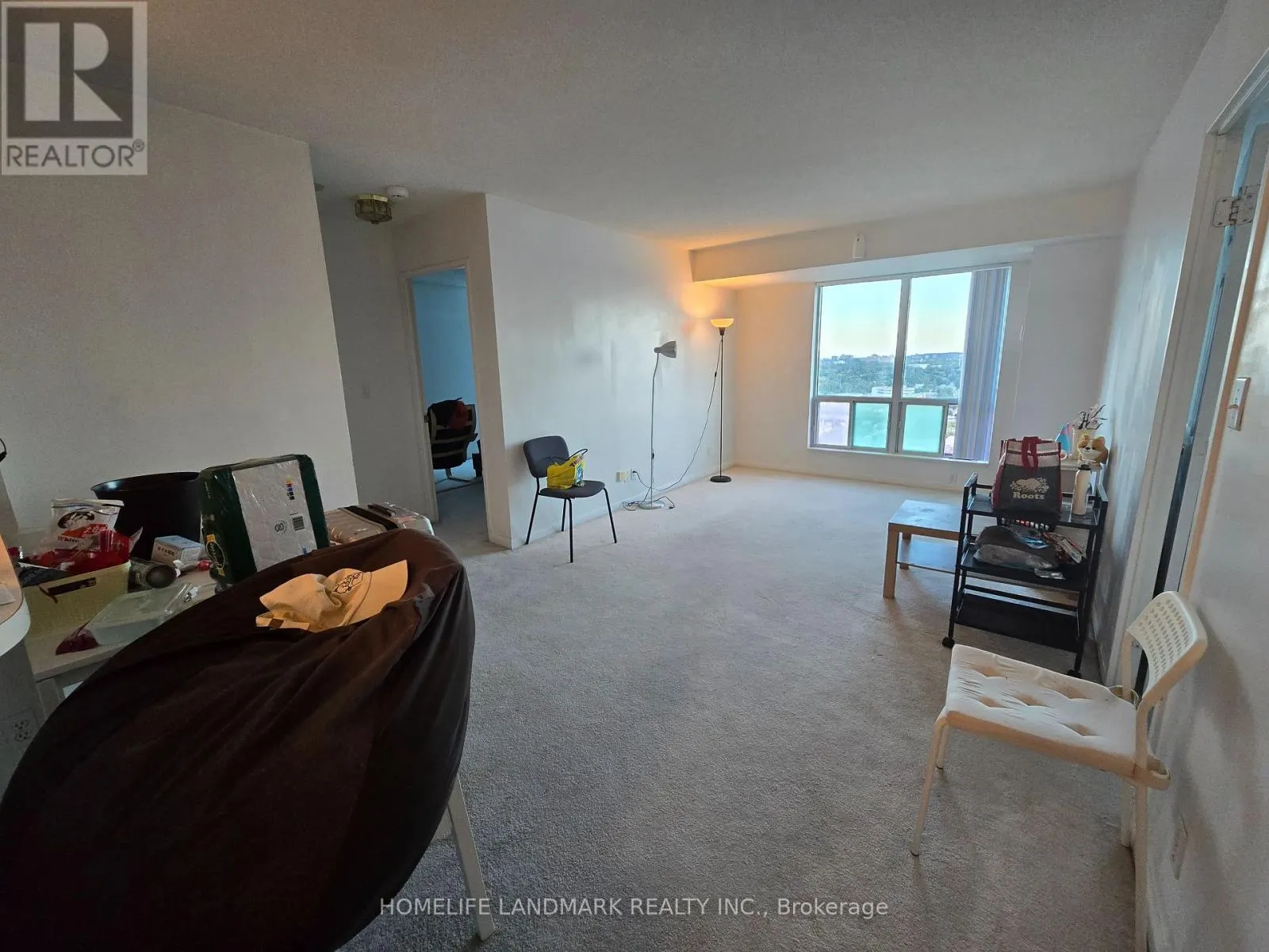 2206 - 1 LEE CENTRE DRIVE