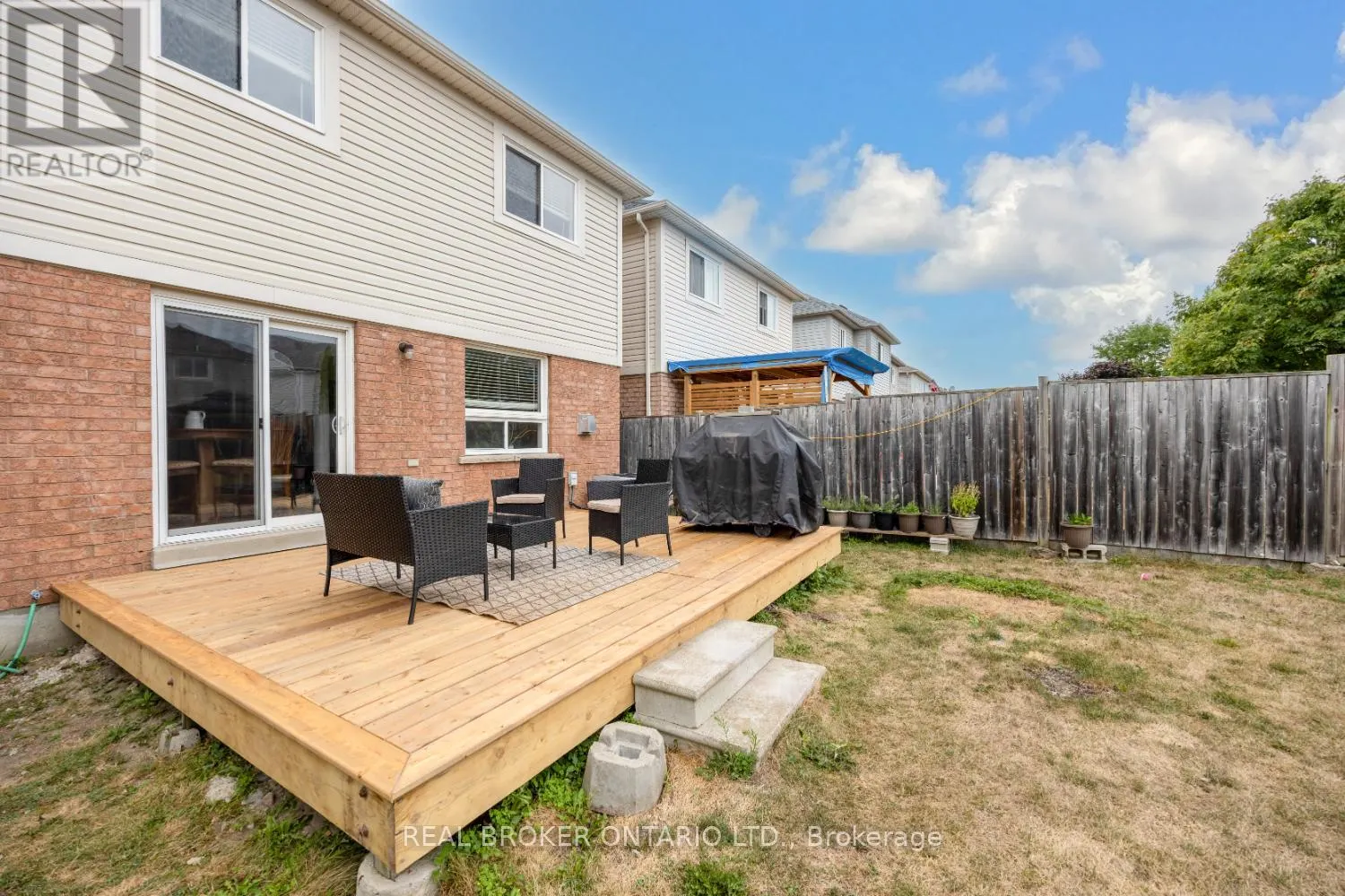 115 WILLIAM COWLES DRIVE