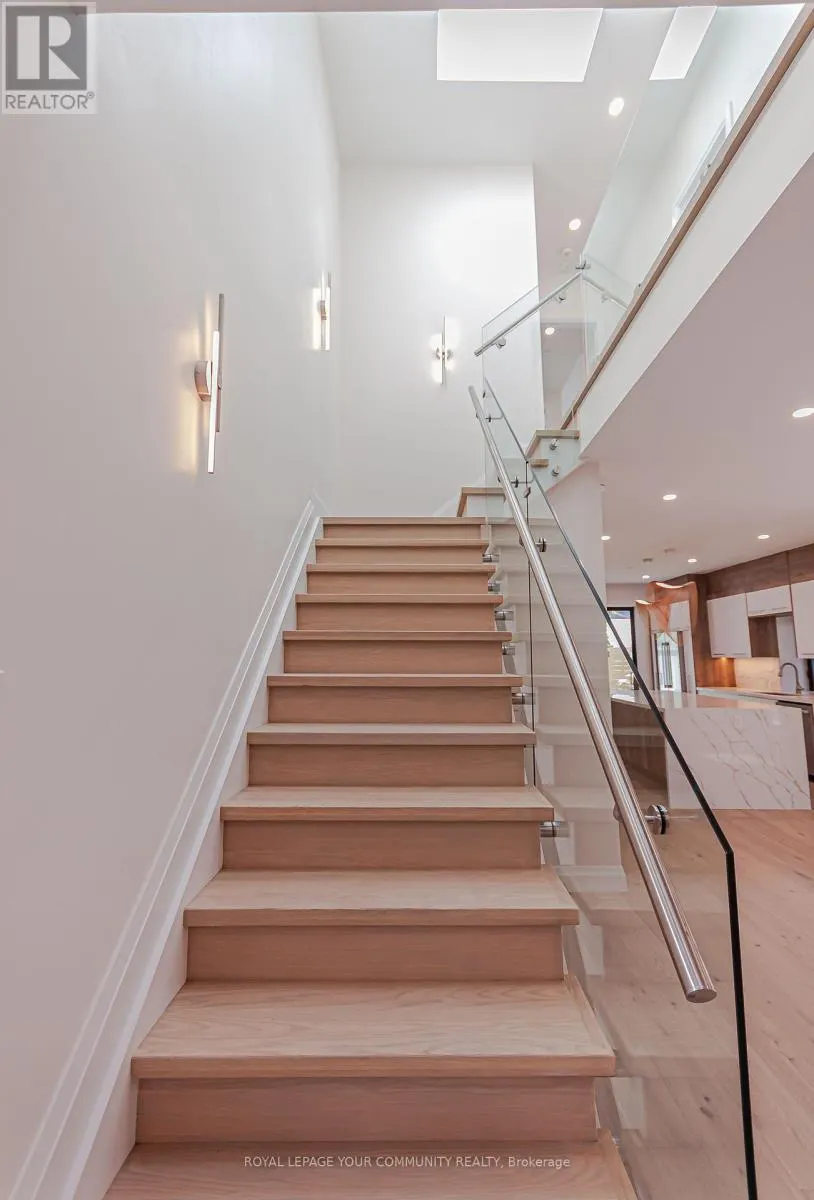 89 GAINSBOROUGH ROAD