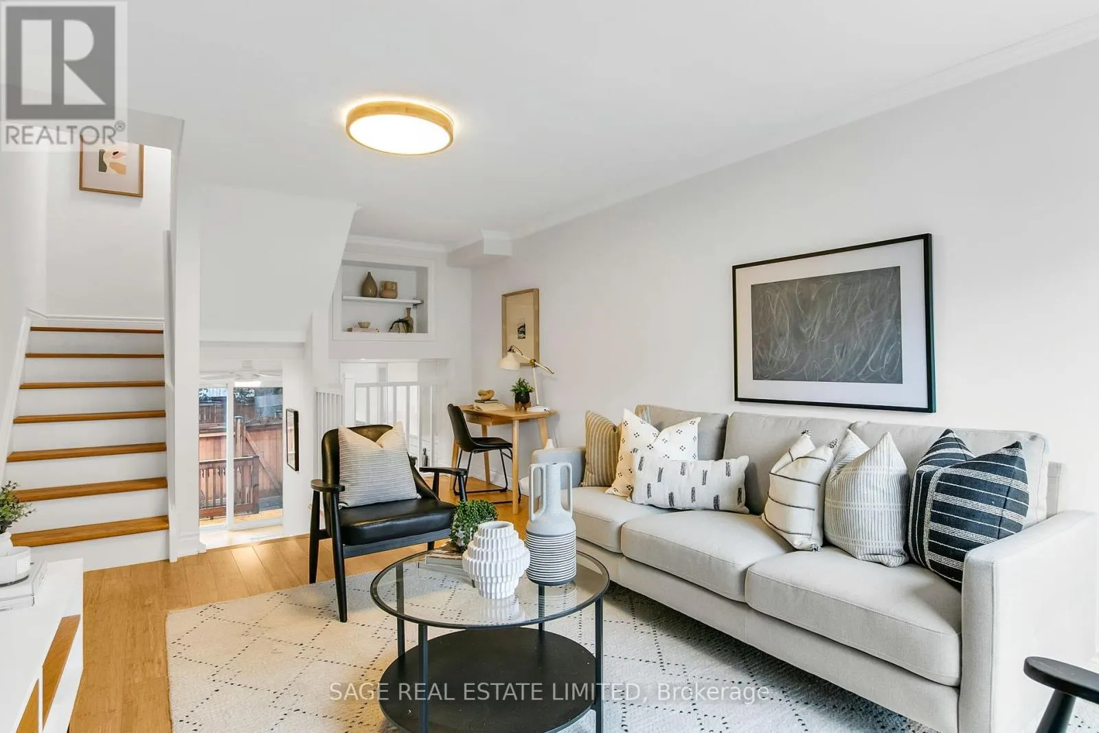 7 - 1666 QUEEN STREET E