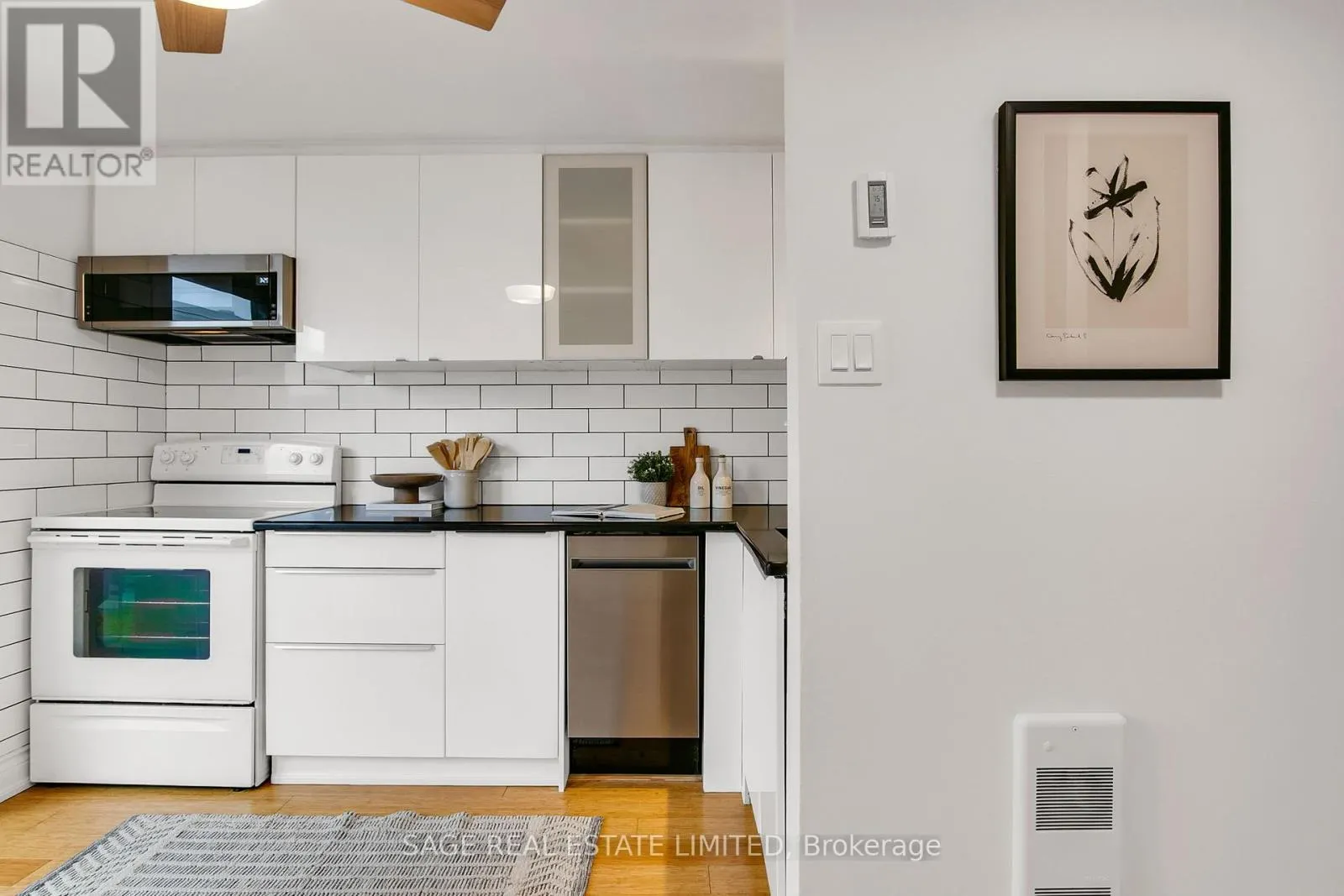 7 - 1666 QUEEN STREET E