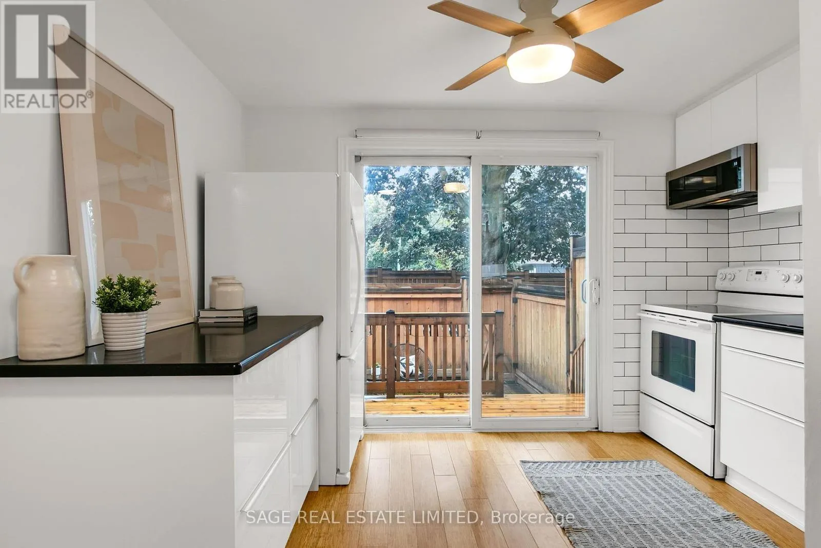 7 - 1666 QUEEN STREET E