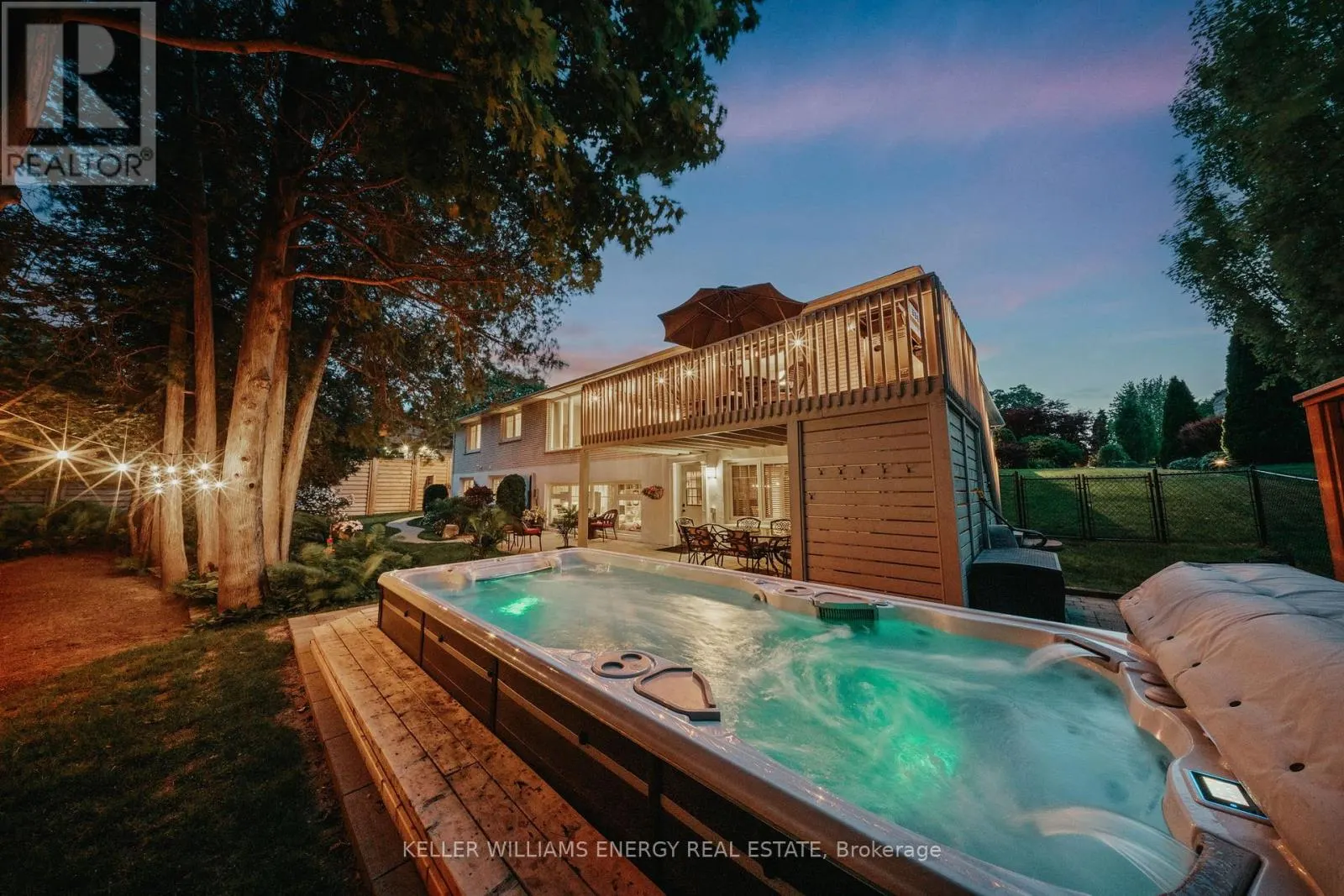 833 GLENMANOR DRIVE