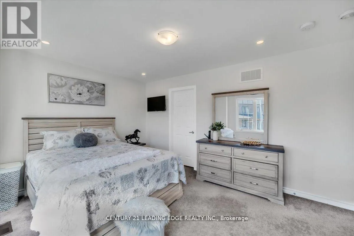 47 CROMBIE STREET