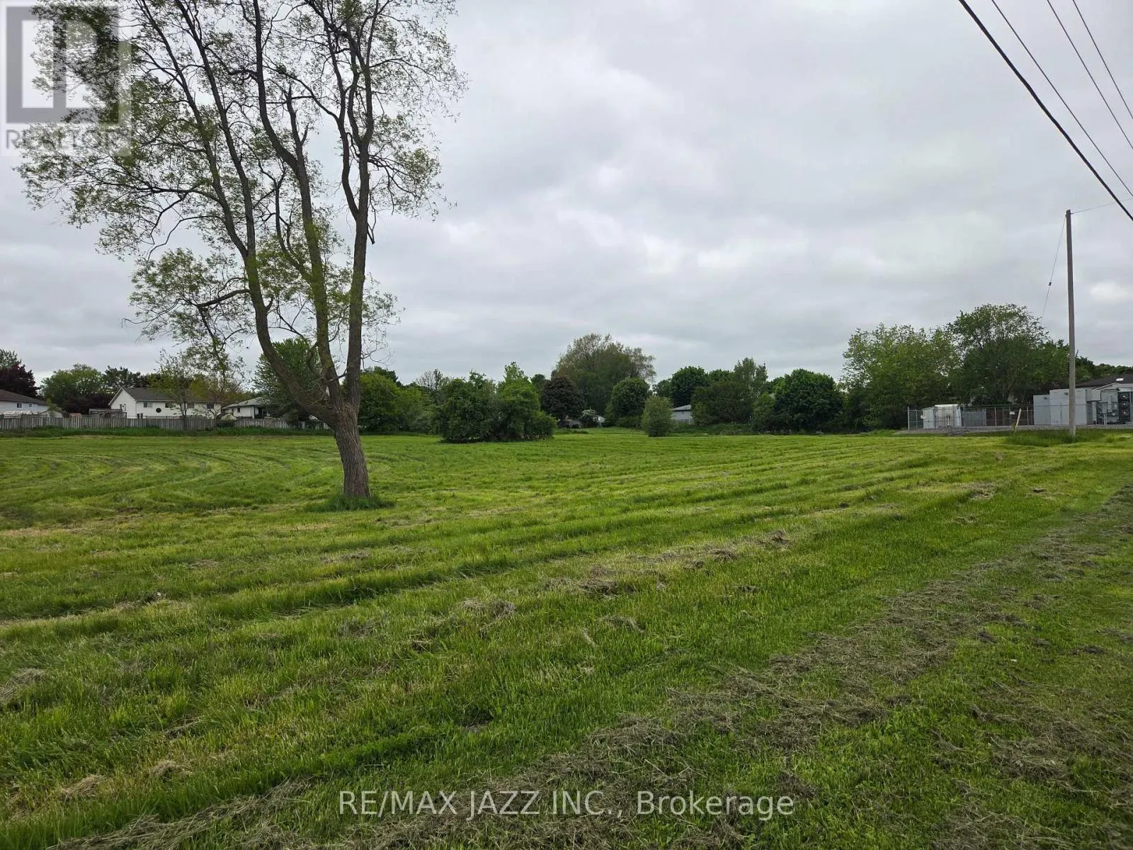 200 BASELINE ROAD W