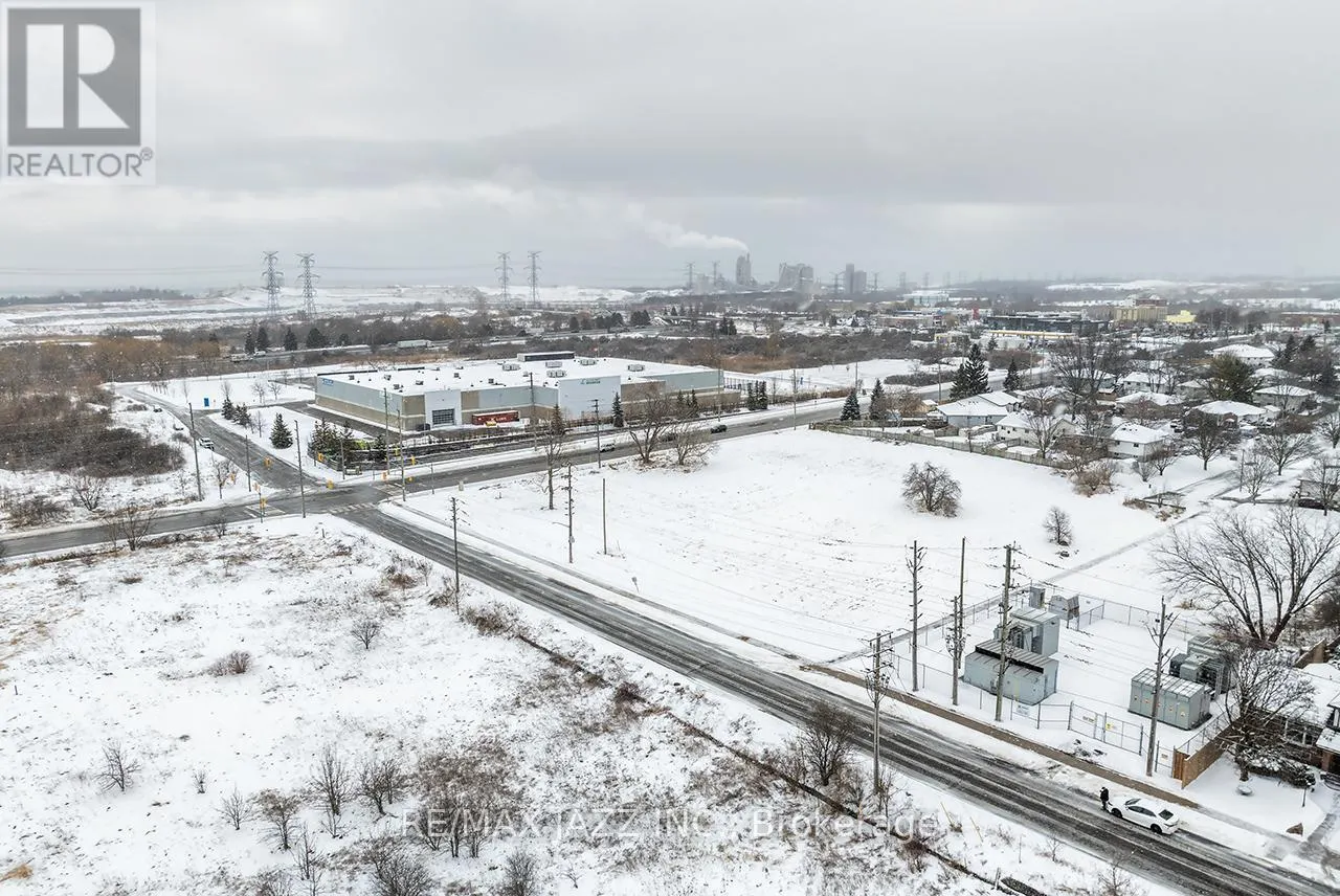 200 BASELINE ROAD W