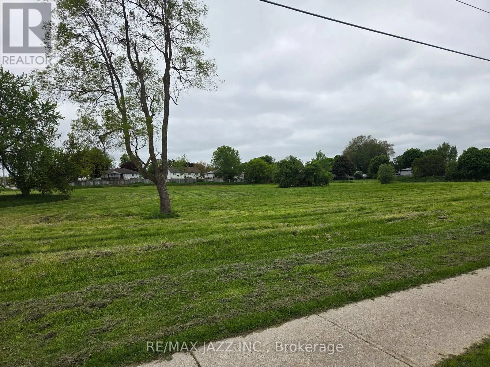 200 BASELINE ROAD W