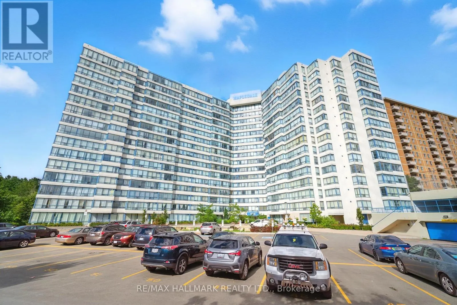 #802 - 3050 ELLESMERE ROAD