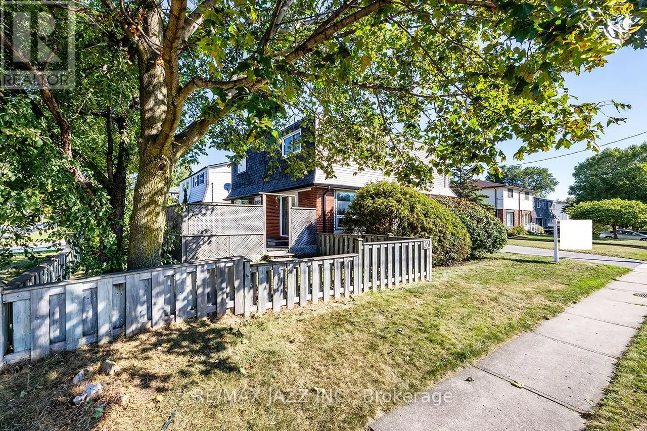 261 VANCOUVER STREET