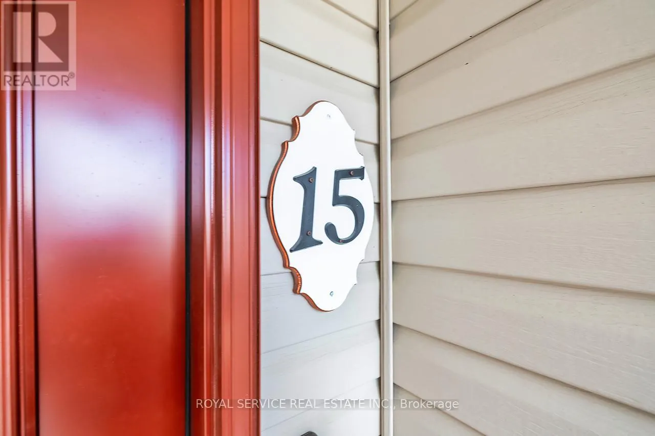 15 BLOOM AVENUE