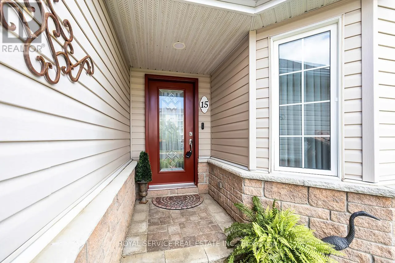 15 BLOOM AVENUE