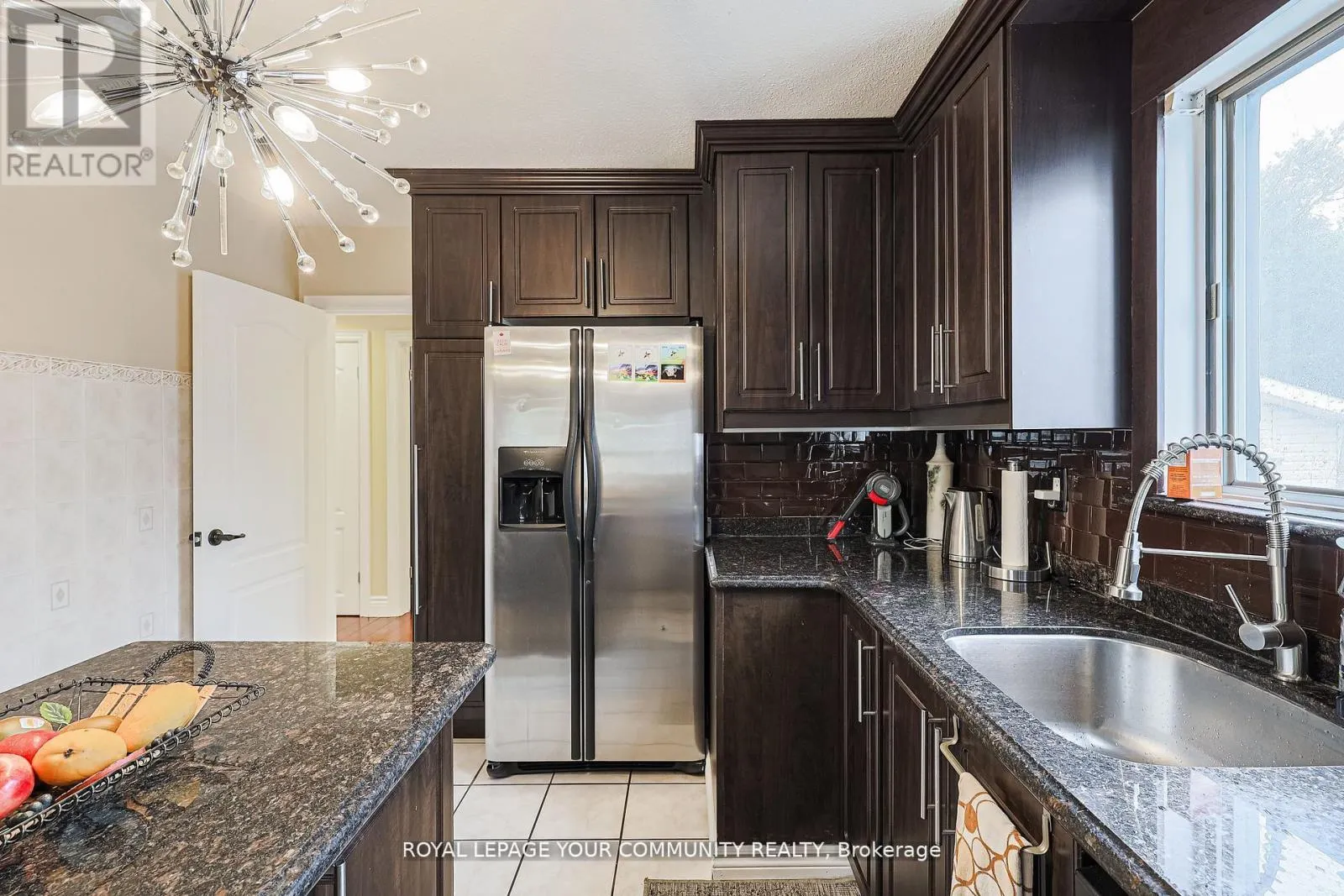 UPPER - 52 PRINCEWAY DRIVE
