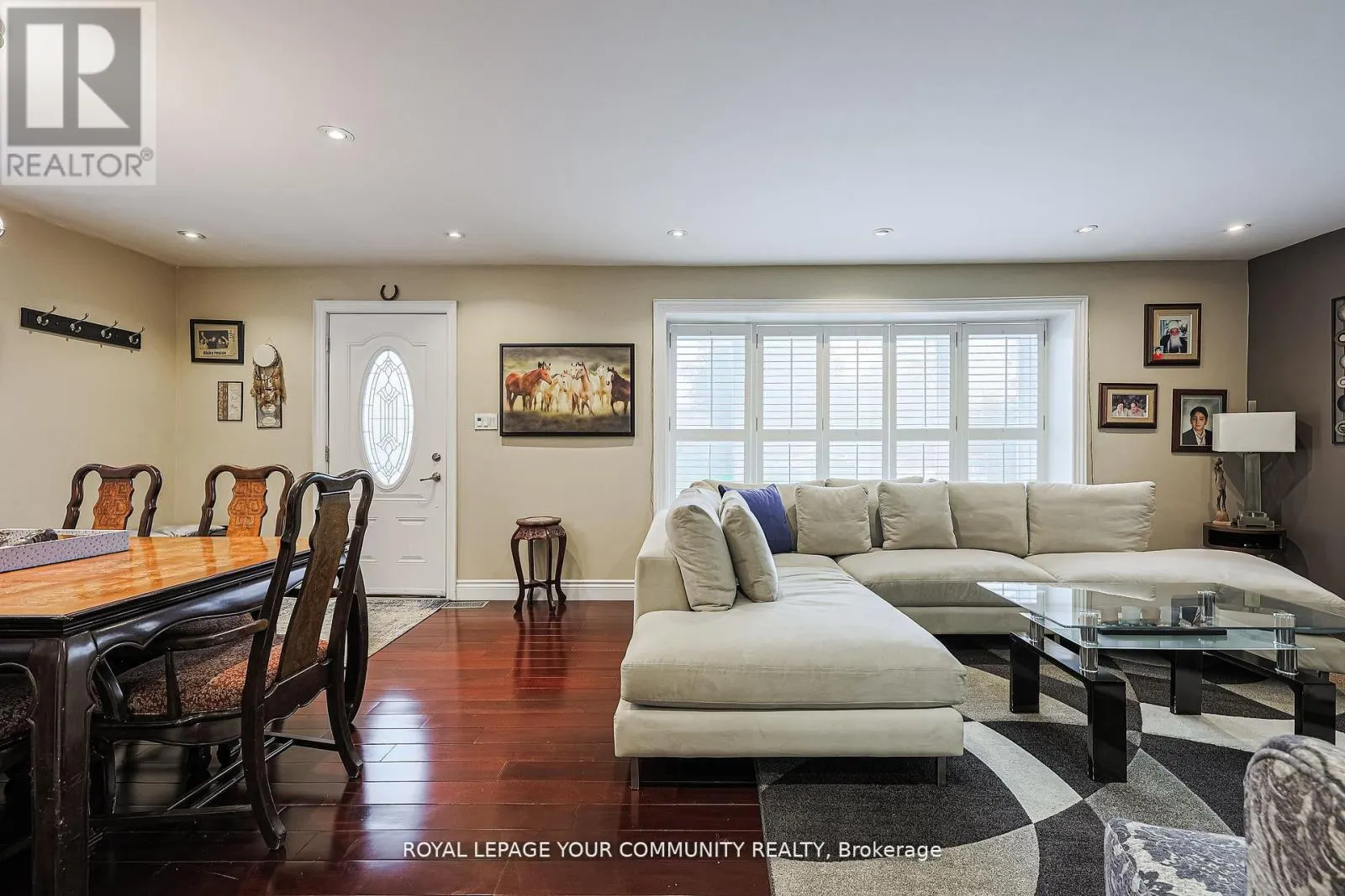 UPPER - 52 PRINCEWAY DRIVE