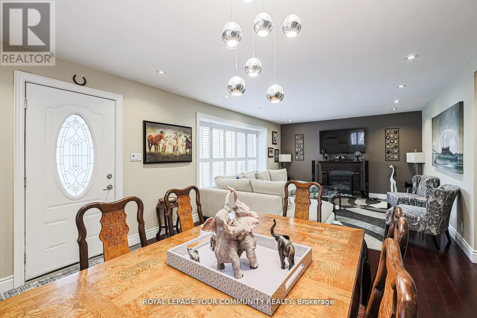 UPPER - 52 PRINCEWAY DRIVE