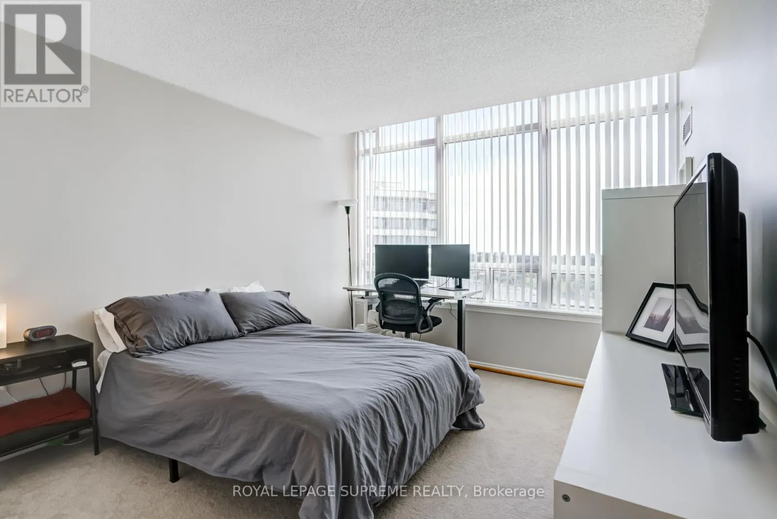 PH83 - 1 GREYSTONE WALK DRIVE