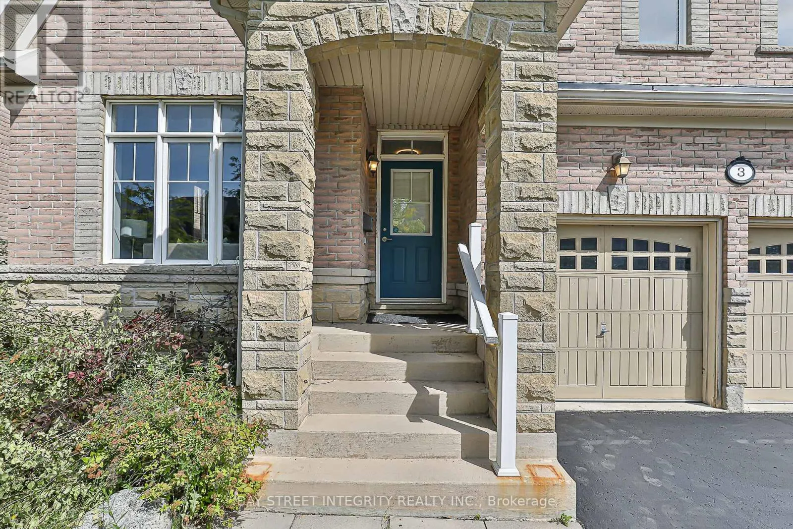 3 HEADON AVENUE