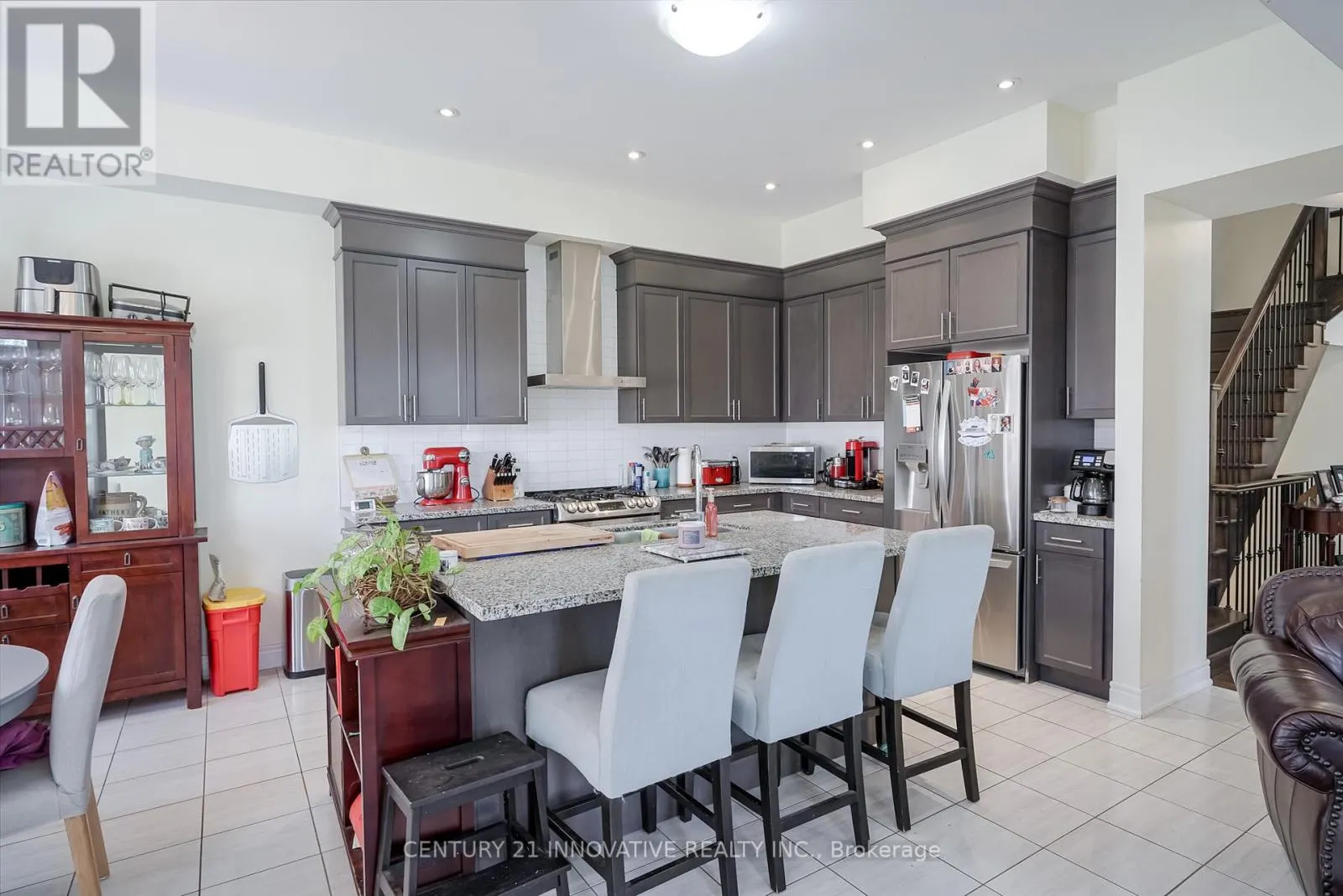 94 BRABIN CIRCLE