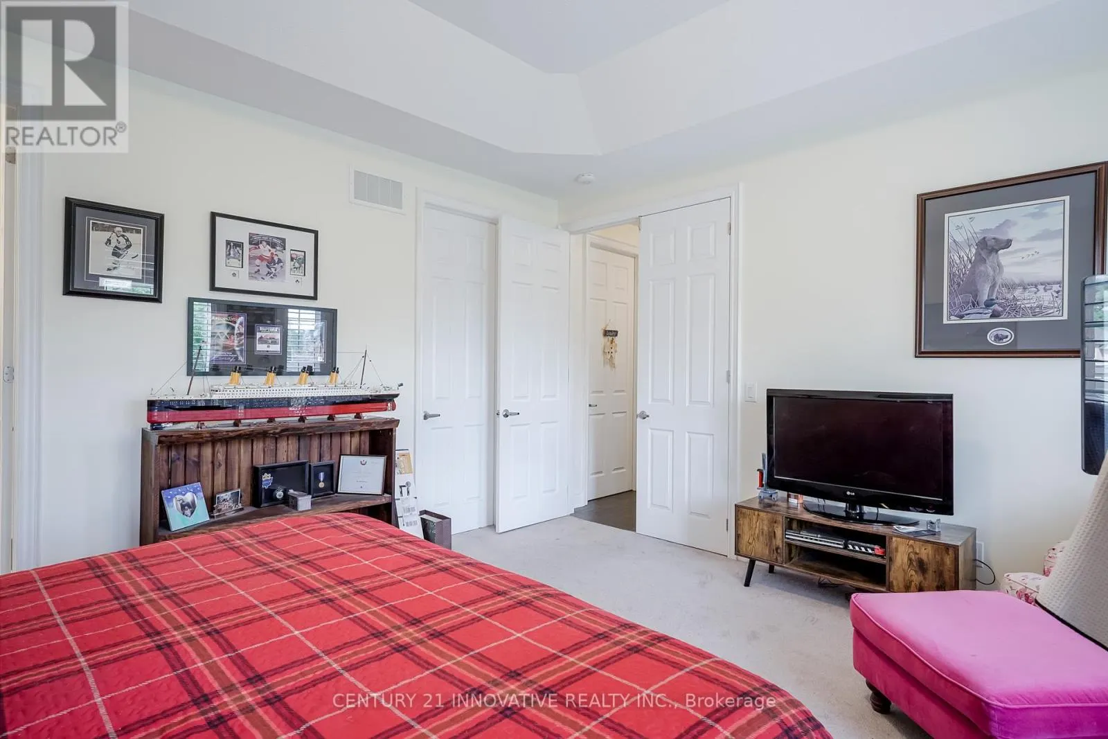 94 BRABIN CIRCLE