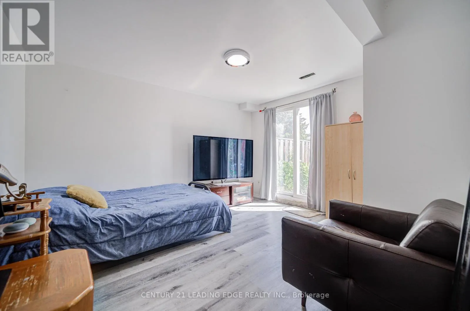 205 - 55 COLLINSGROVE ROAD
