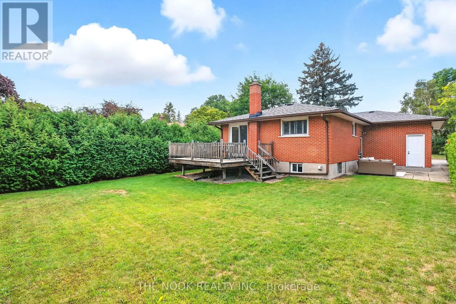 397 HOLCAN AVENUE