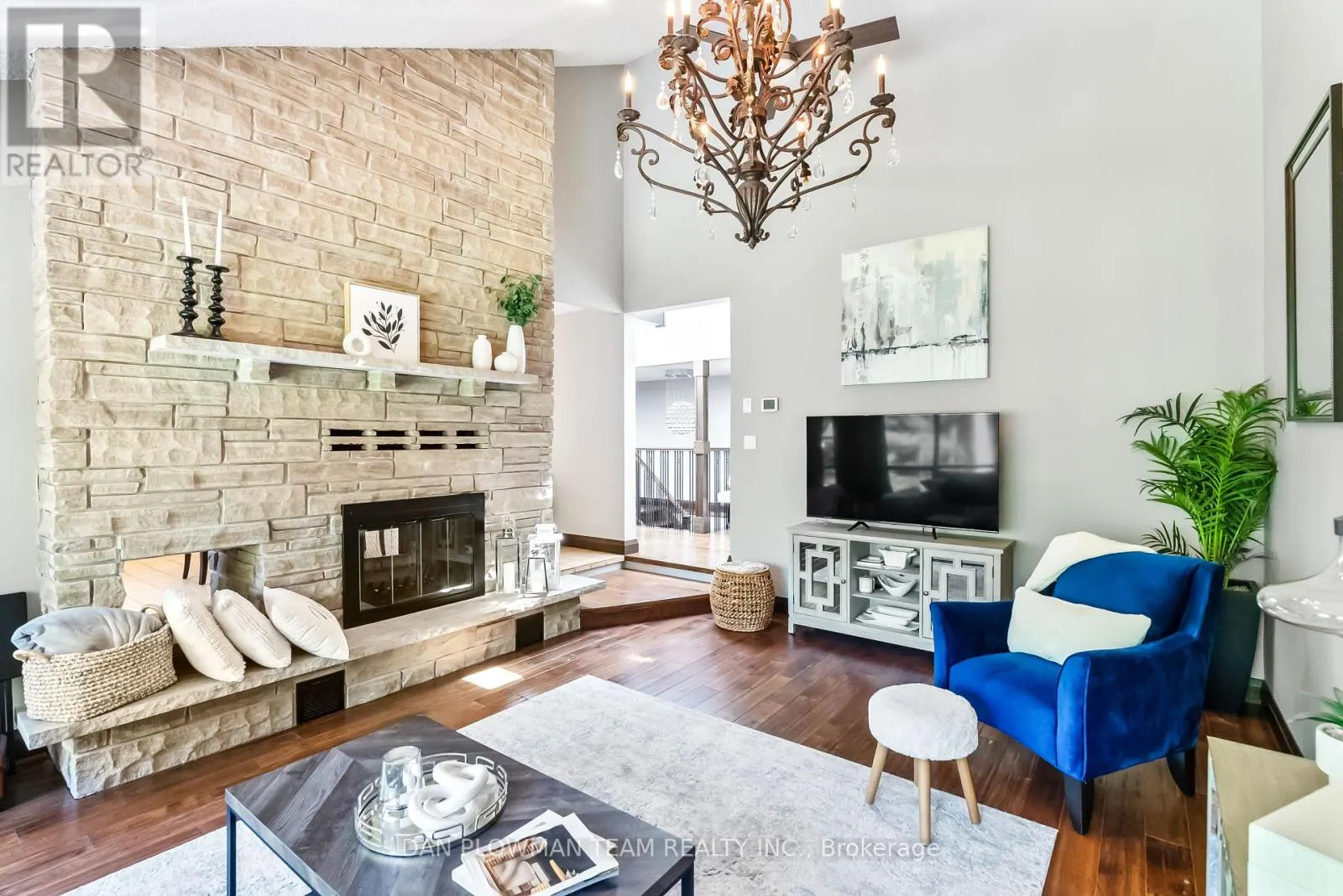 5 SUMAC ROAD