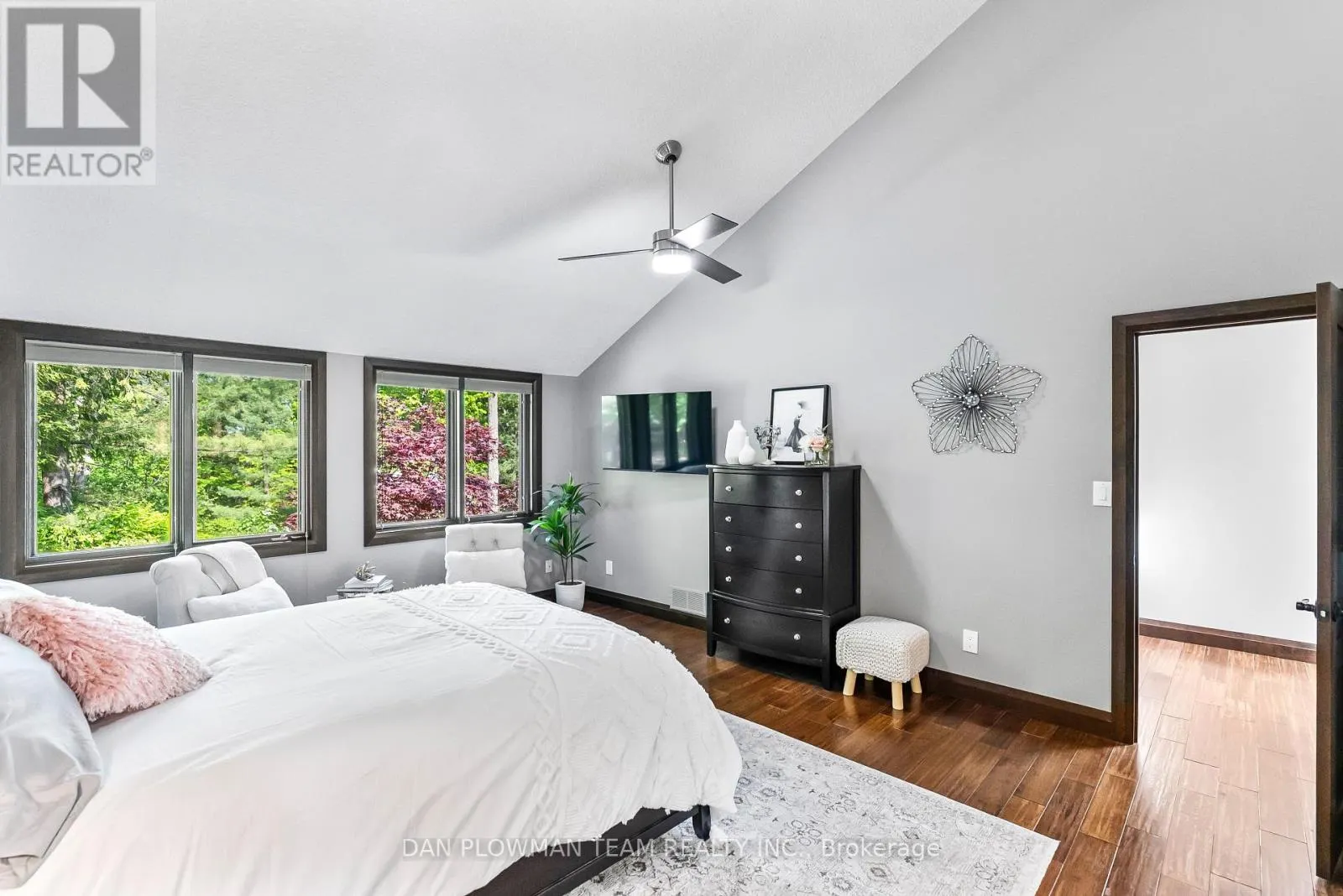 5 SUMAC ROAD
