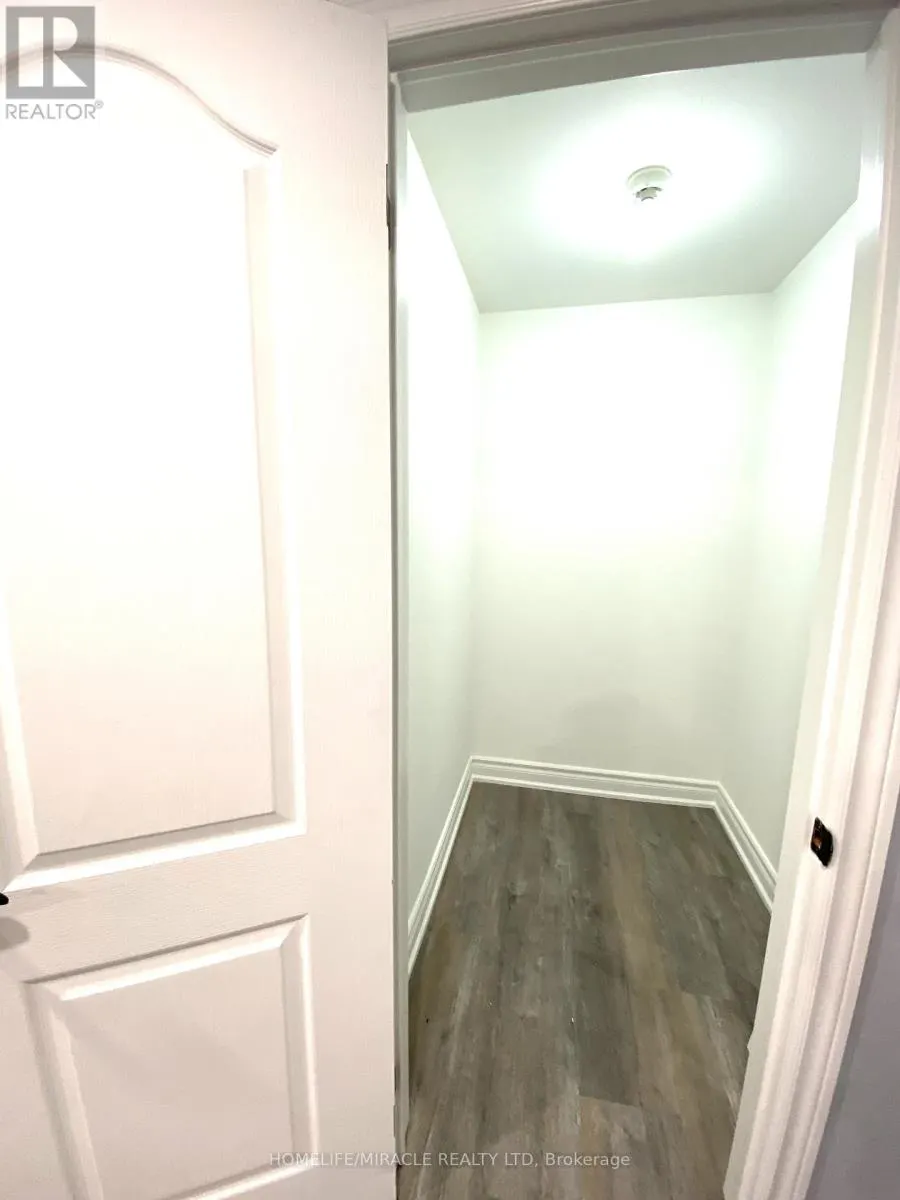 11 BERKSHIRE COURT