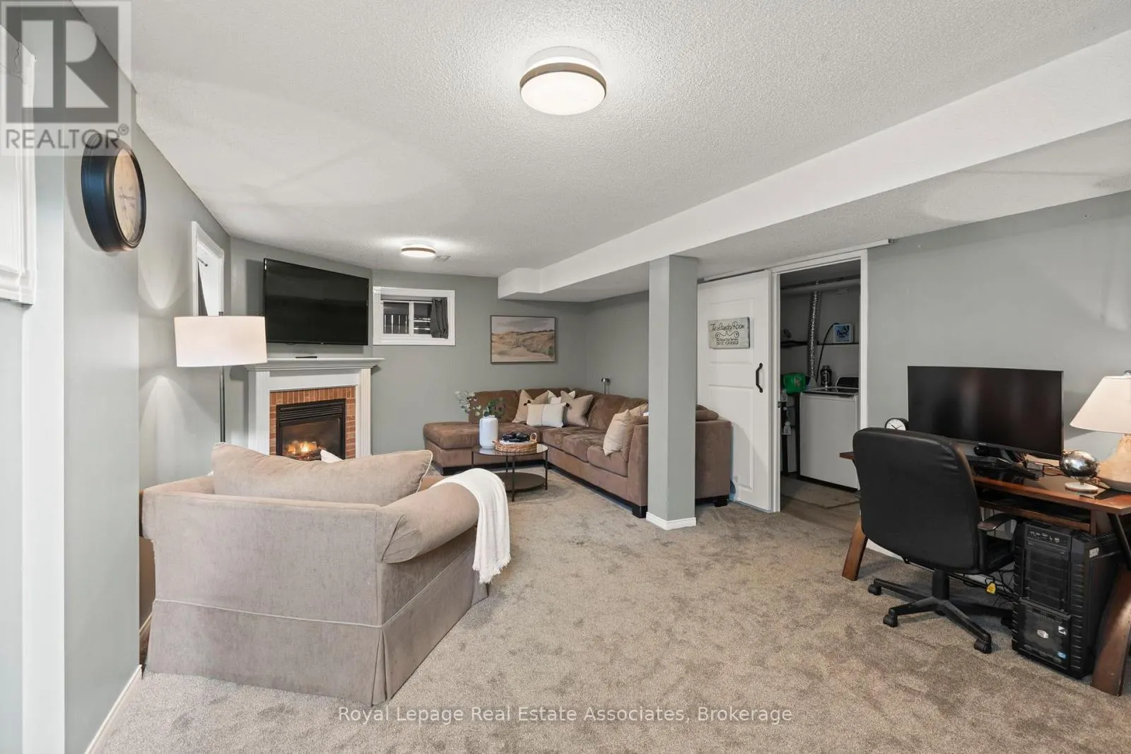 35 WILLEY DRIVE