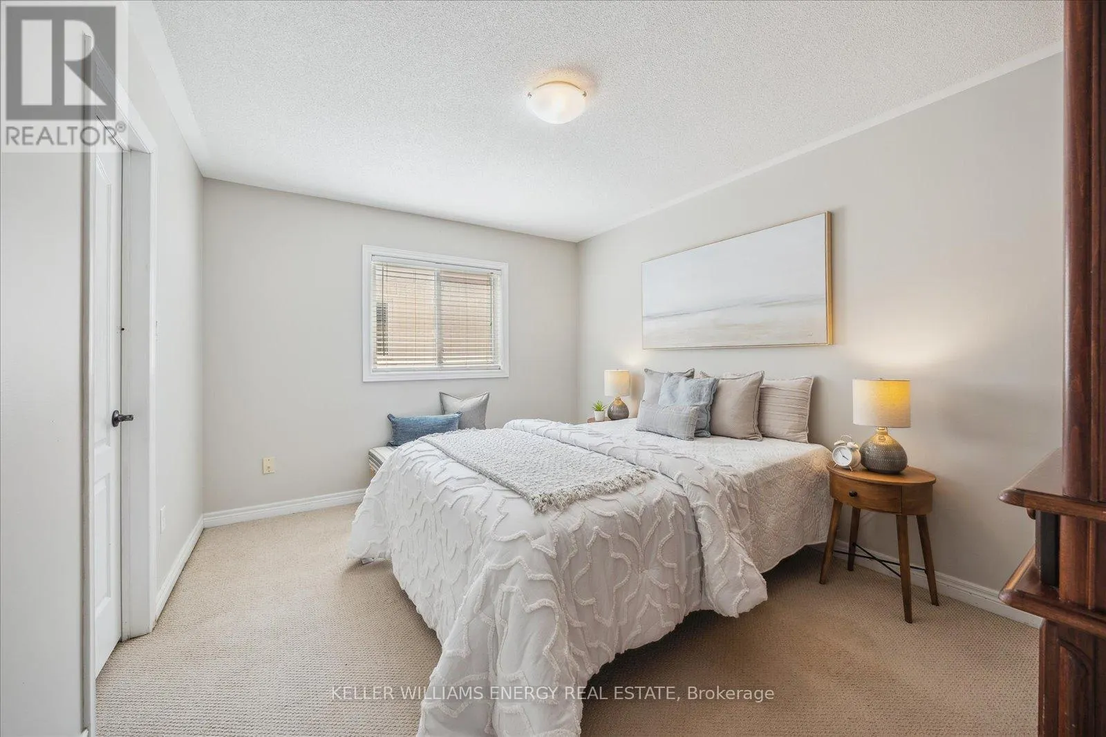 18 HELSTON CRESCENT