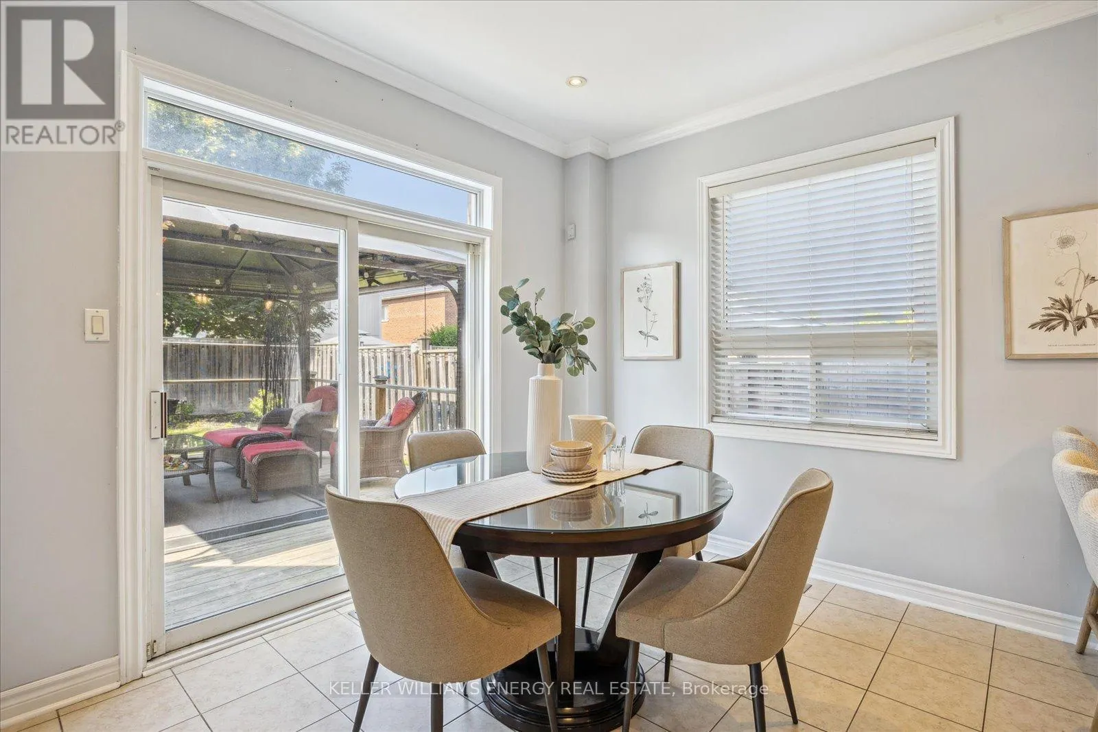 18 HELSTON CRESCENT