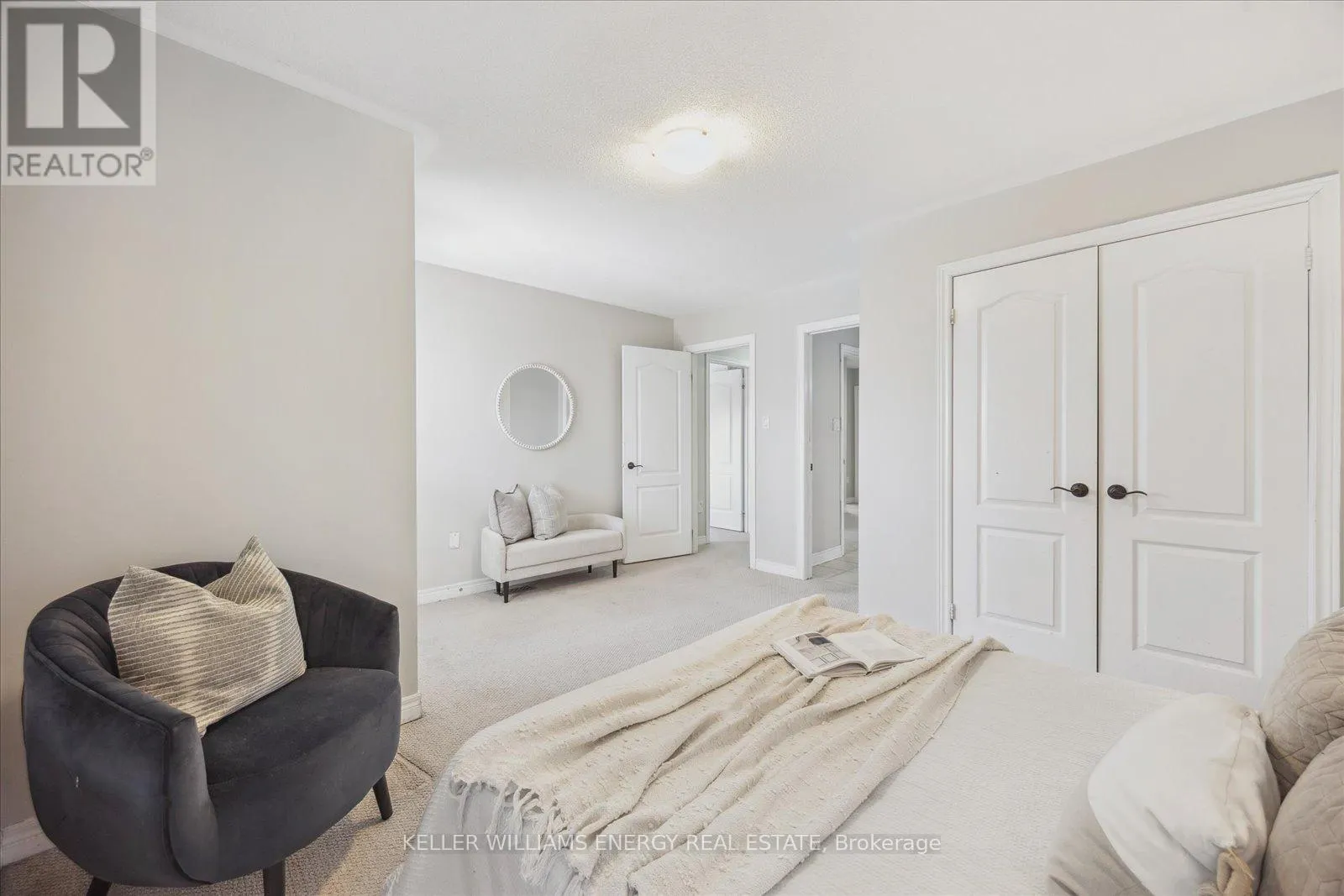 18 HELSTON CRESCENT
