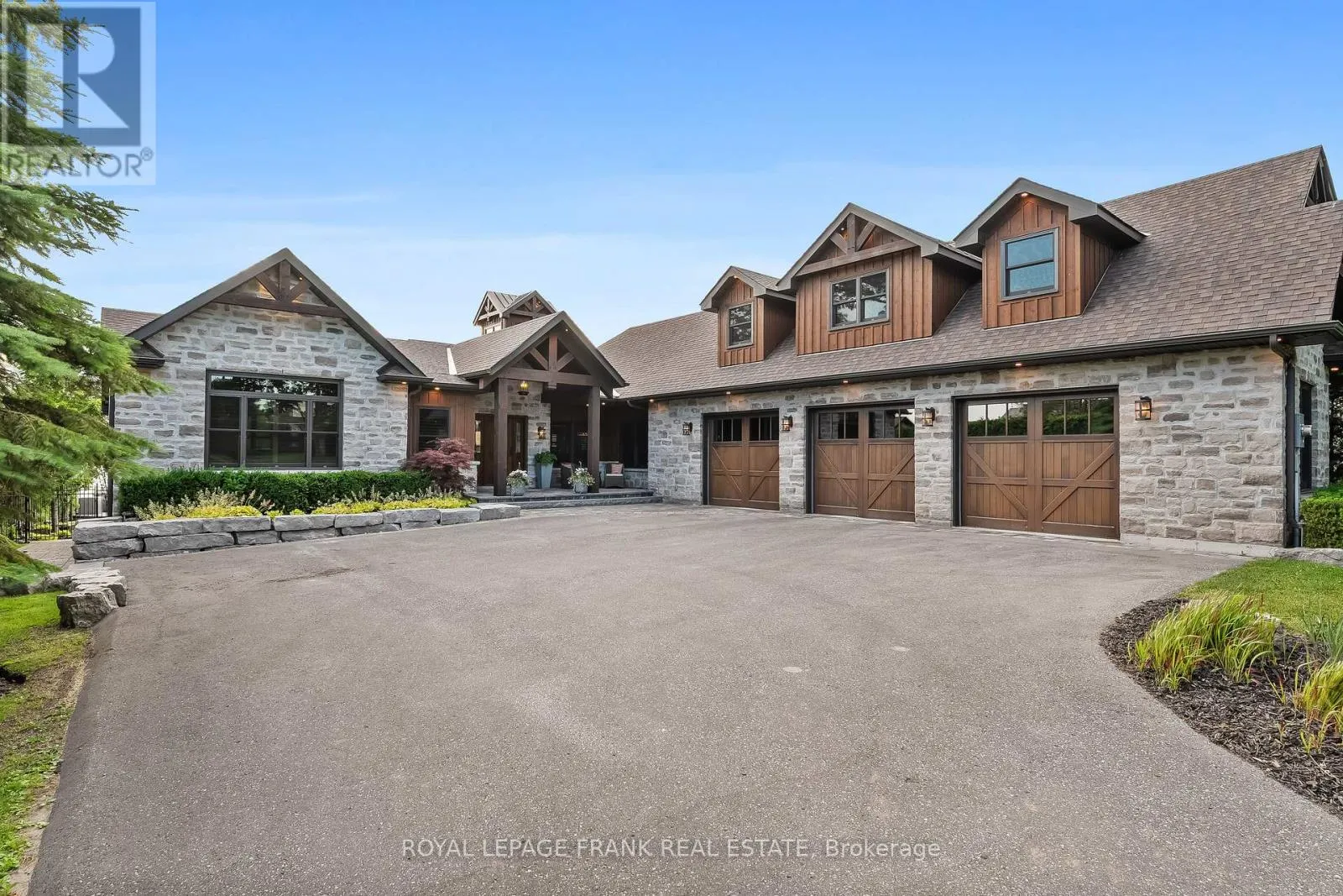 257 STEPHENSON POINT ROAD