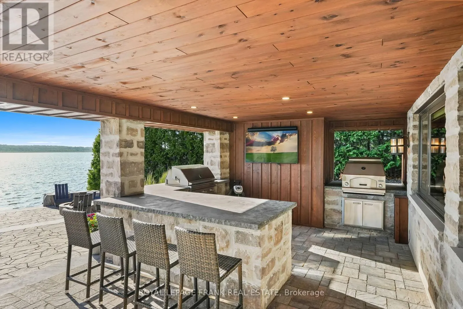 257 STEPHENSON POINT ROAD