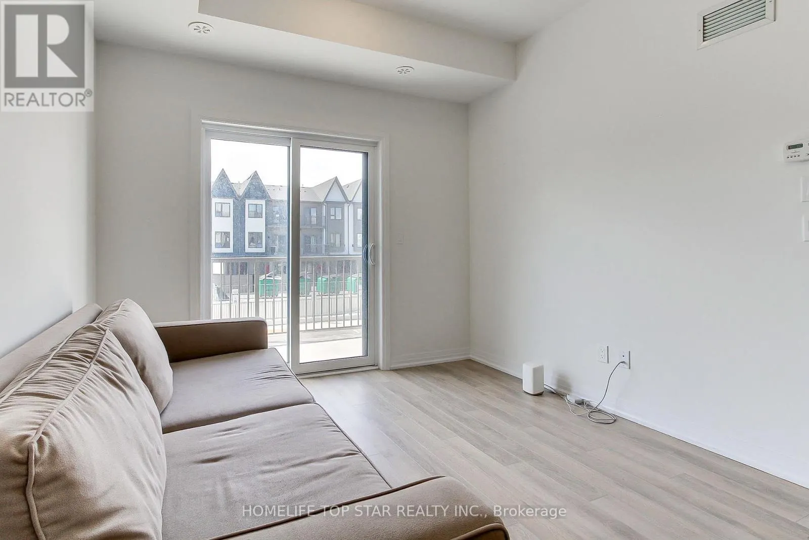 815 - 2635 WILLIAM JACKSON DRIVE