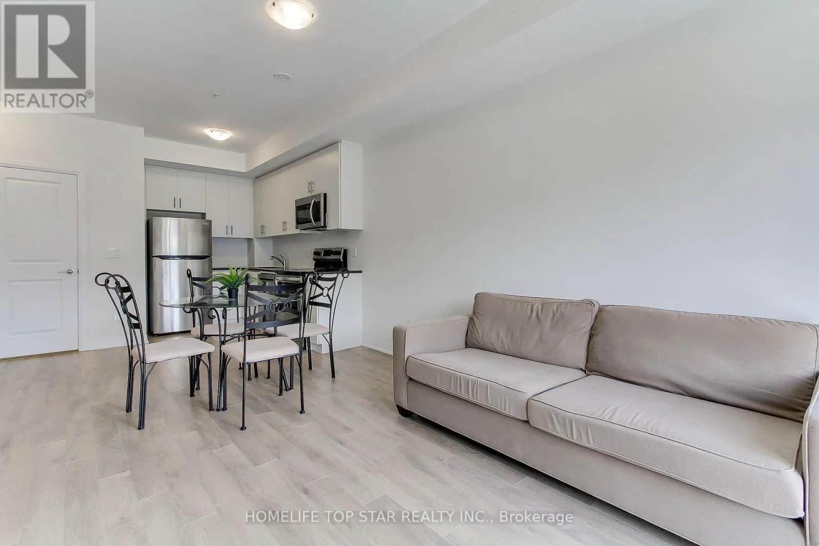 815 - 2635 WILLIAM JACKSON DRIVE